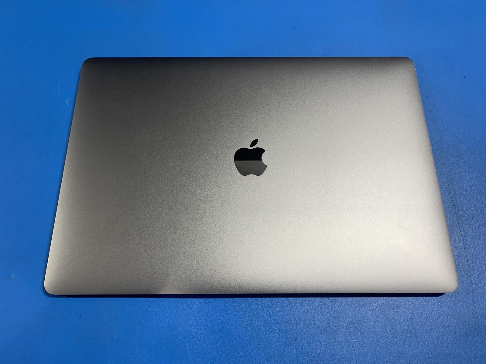 Apple MacBook Pro A1990 15″ Core i9 9980HK 2.40GHz 32GB DDR4 1TB SSD Sonoma