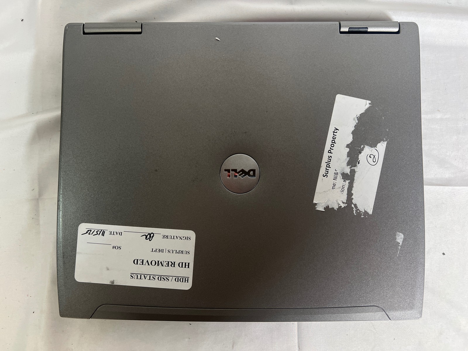 Dell Latitude D610 Pentium M 1.73GHz 2GB 14.1″ No Charger
