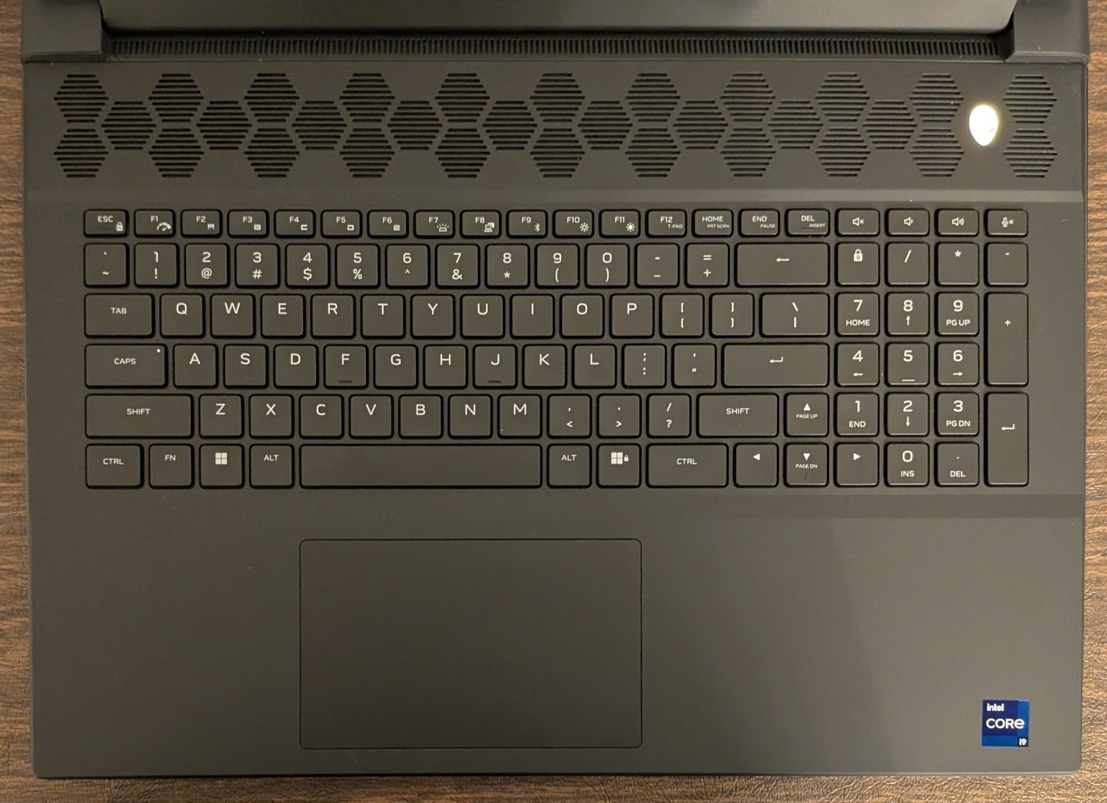 Alienware m18 r2 QHD+ 165Hz (Core i9-14900HX, 32GB/1TB SSD, RTX 4070) Laptop