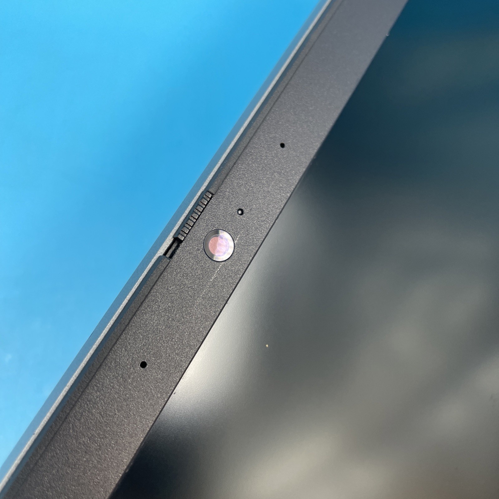 Dell Latitude 5420 | i7-1185G7 | 16GB RAM | 256GB SSD | NO OS | 42% BATT
