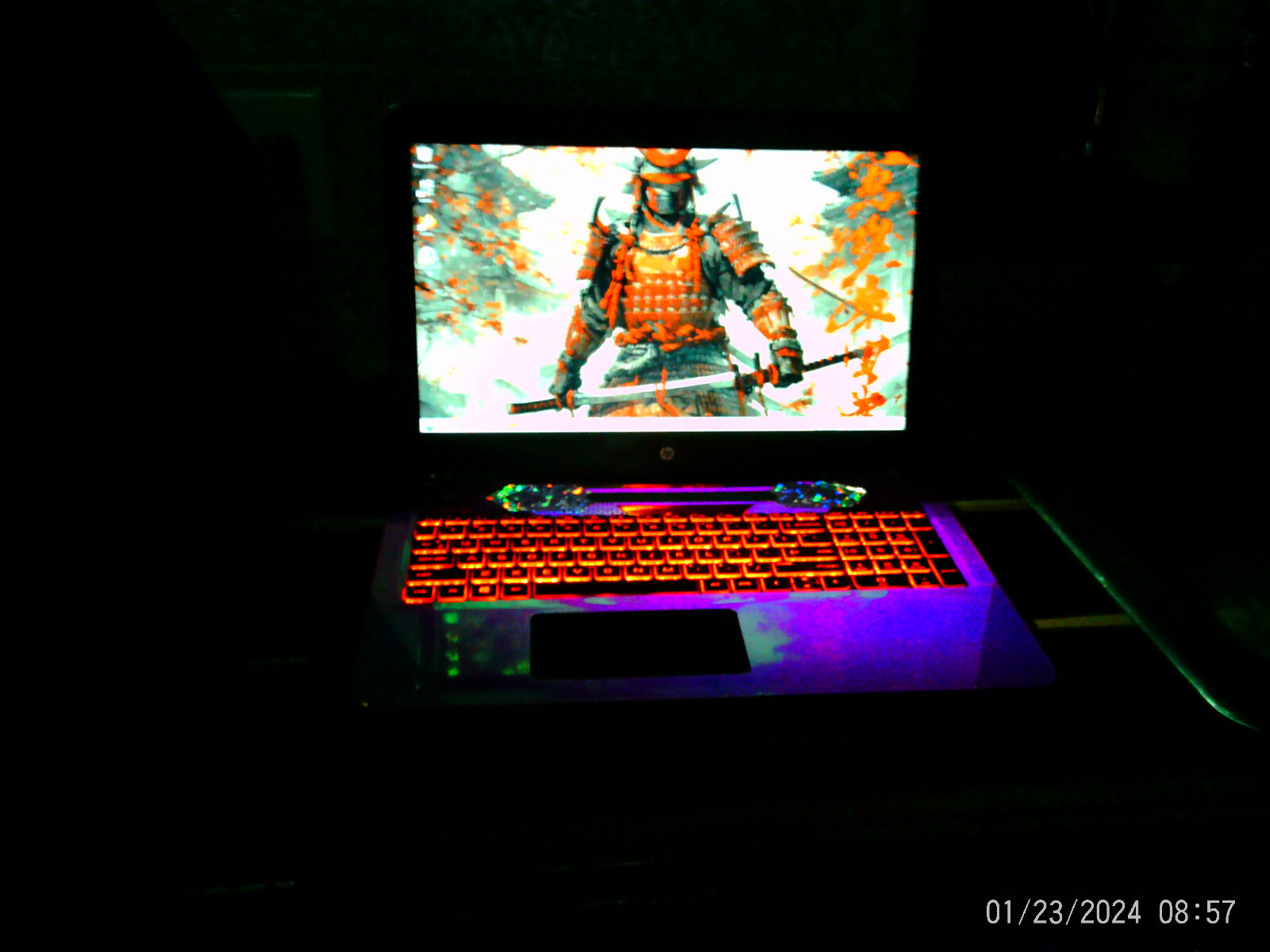 HP OMEN 15 THUNDER OMEN ax243dx,i7 intel 2.8-3.80ghz,500gb,256gb m.2,16gb, 17.3′
