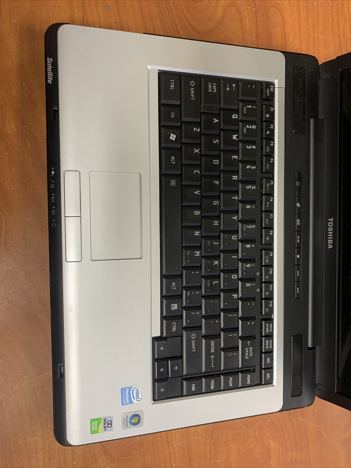 Toshiba Satellite A205-S5879 Dual Core 1.60 GHz 2.GB Ram NO HDD FOR PARTS