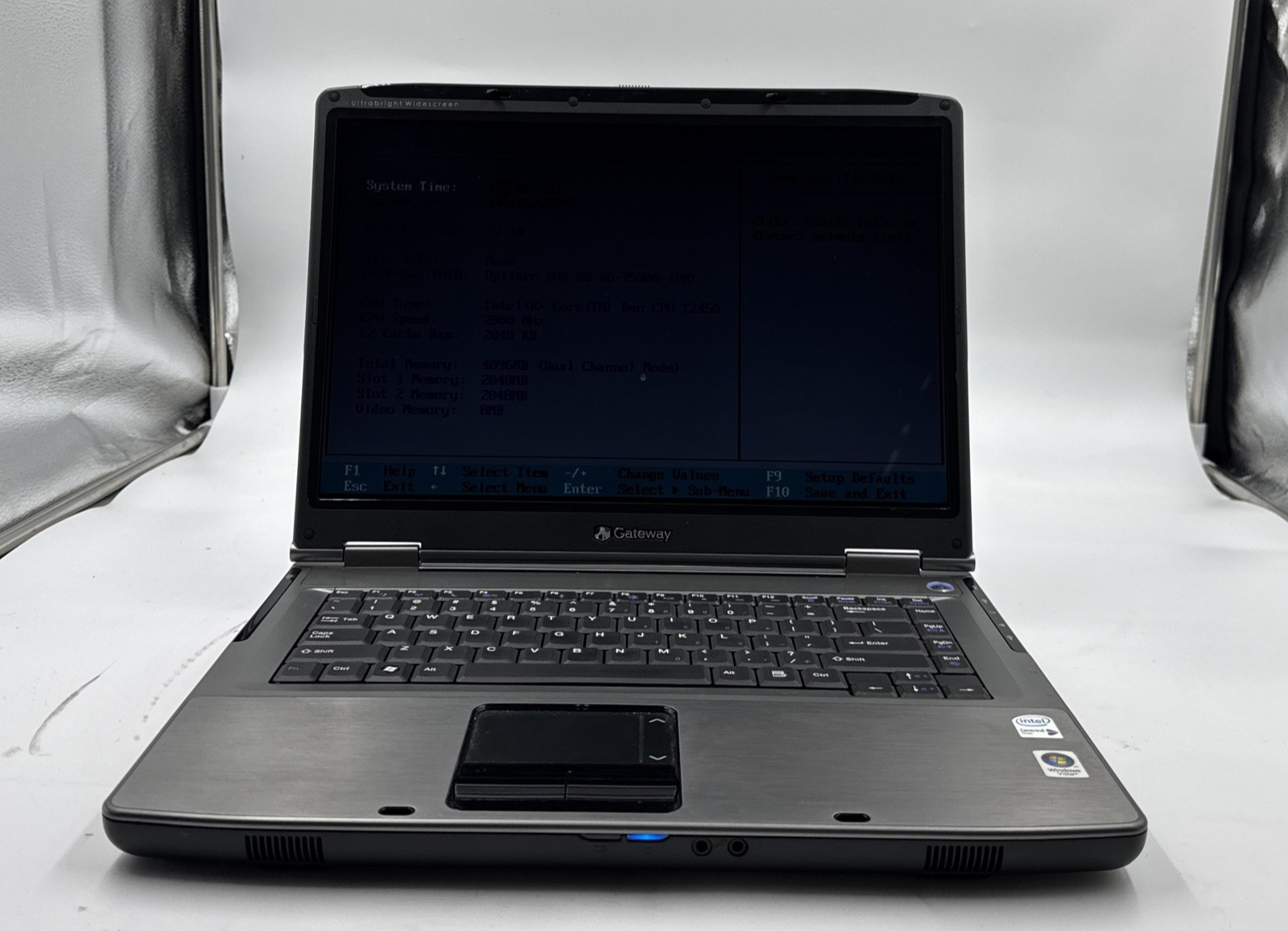 Gateway MA7 Laptop Core 2 Duo T2450 2.0GHz 4GB RAM NO HDD/OS/Caddy ( FOR PARTS)