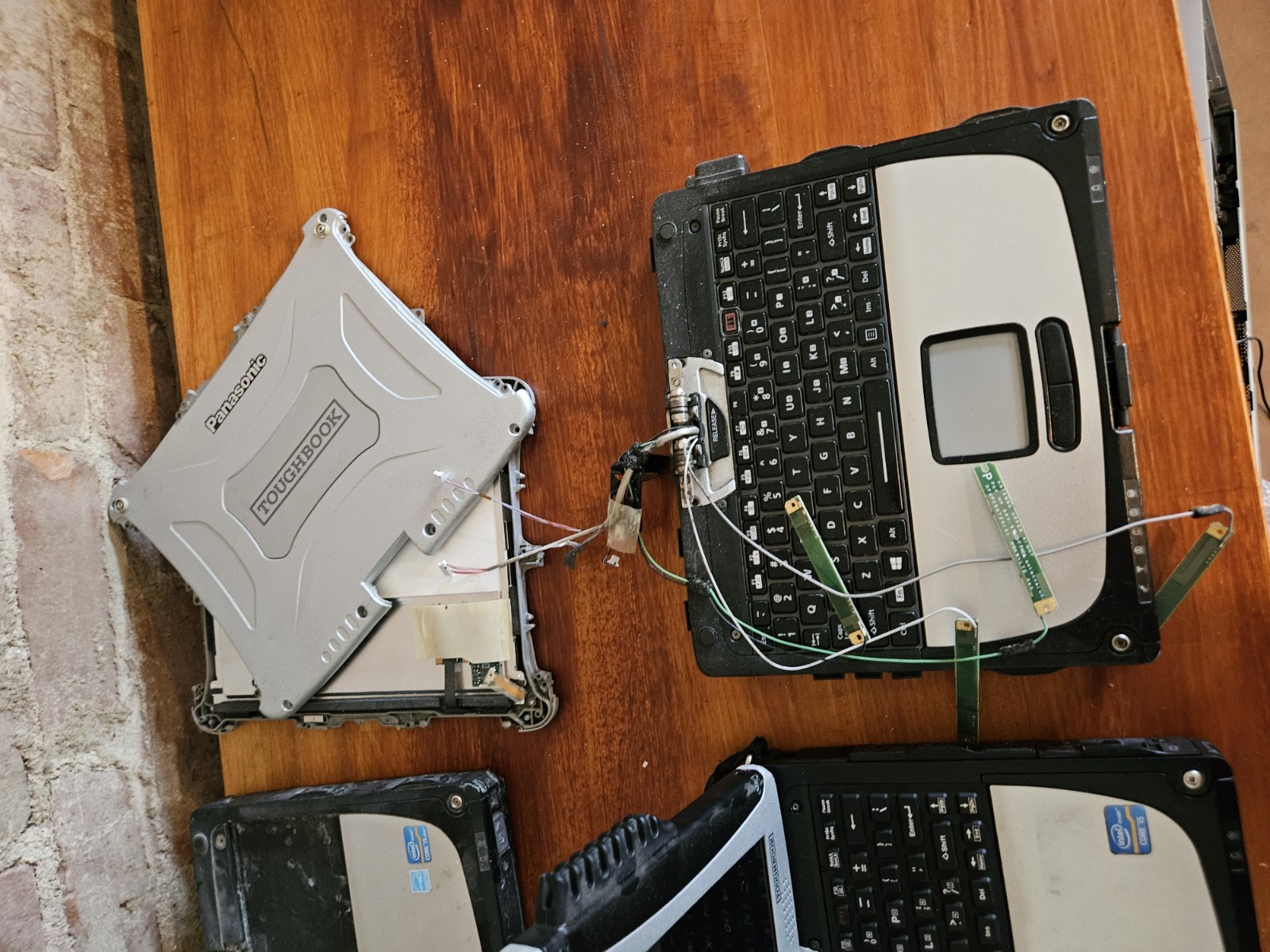 Lot of 7 Panasonic Toughbook CF-19 CF-18 PARTS REPAIR AS-IS – See Pics CF19s
