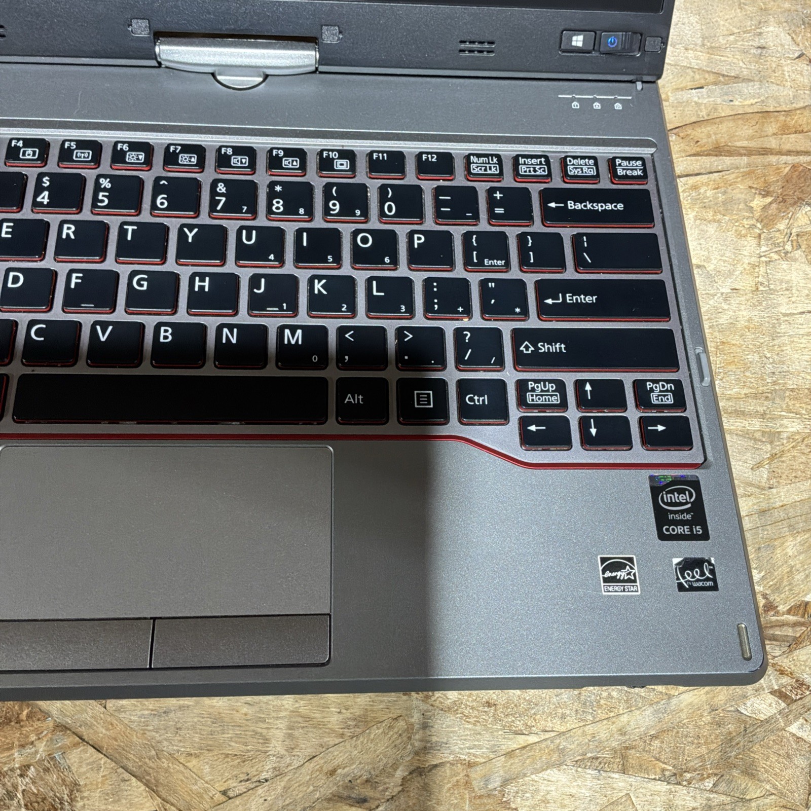 Fujitsu LIFEBOOK T725 12.5″ Laptop i5-5200U VPro 4GB RAM 500GB HD C483