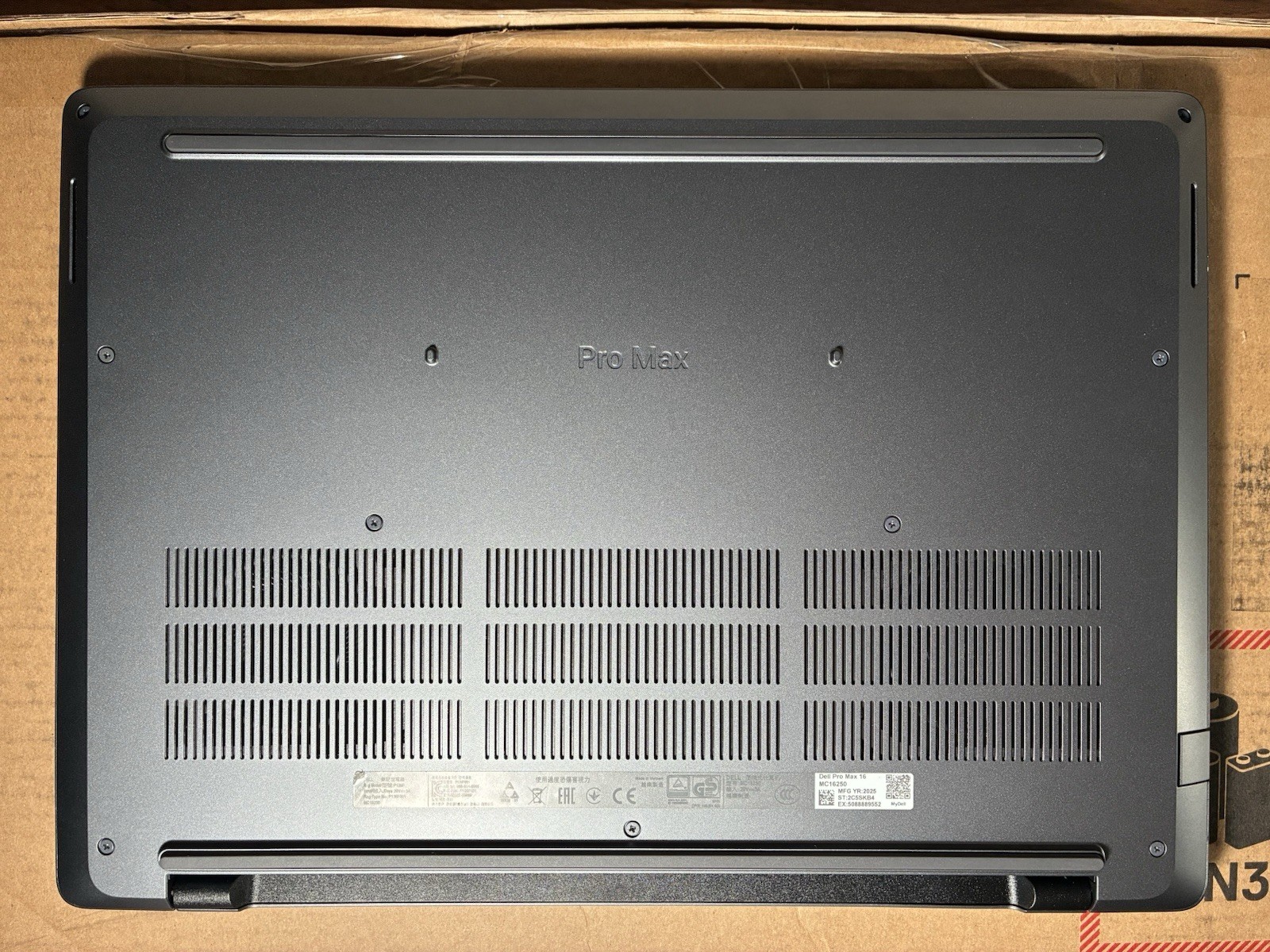 Grade A DELL Pro Max MC16250 Ultra 5 235H 16GB 512GB LTE 16″ FHD+ 2Yrs Warranty!