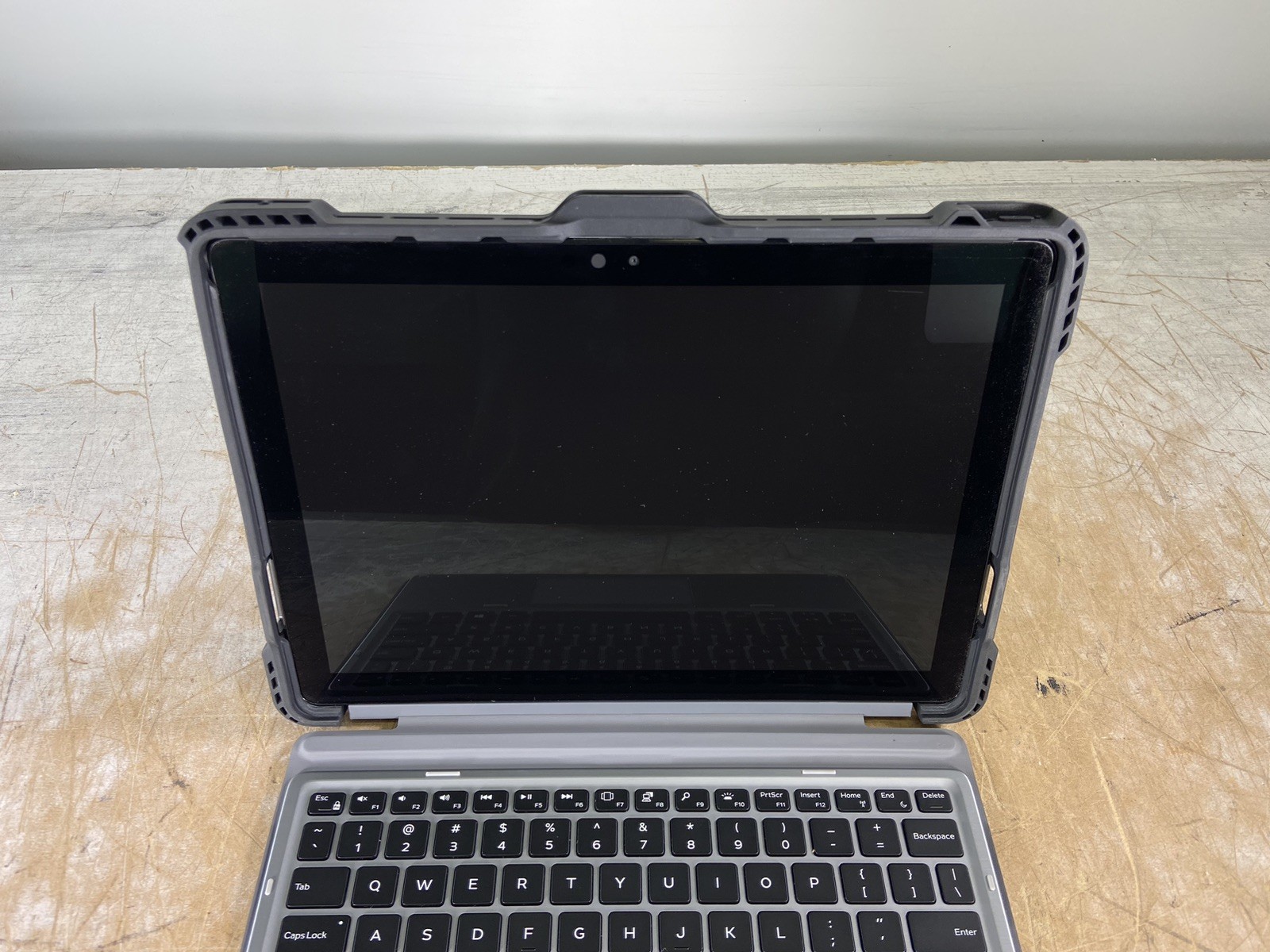 DELL LATITUDE 7210 2-IN-1 i5-10310U @ 1.70GHz, 8GB RAM, NO HDD/OS – (FOR PARTS)