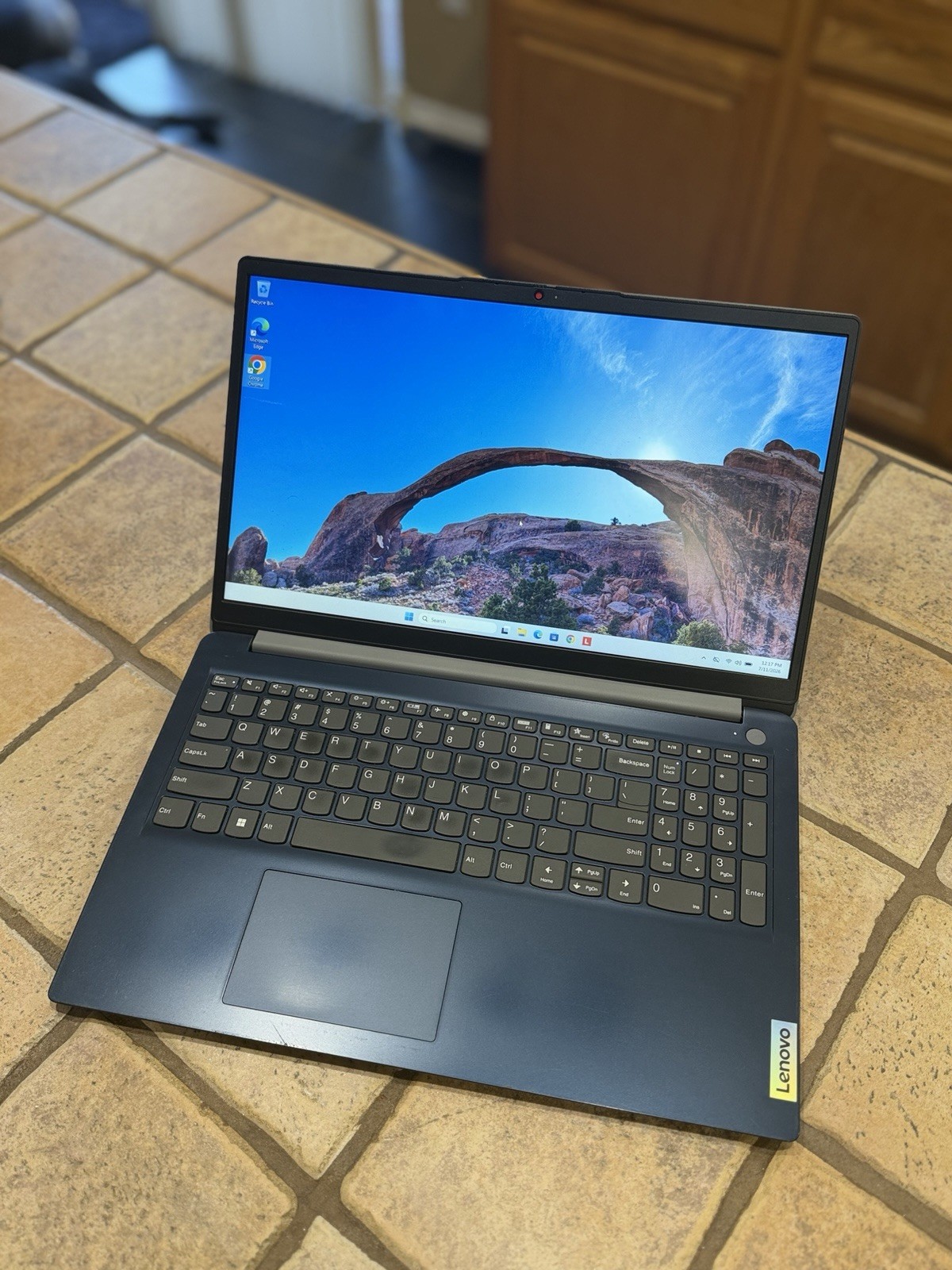 Lenovo Ideapad 1 15AMN7 15.6″ Ryzen 3 7320U 2.4GHz 8GB RAM 256GB SSD W11 Home