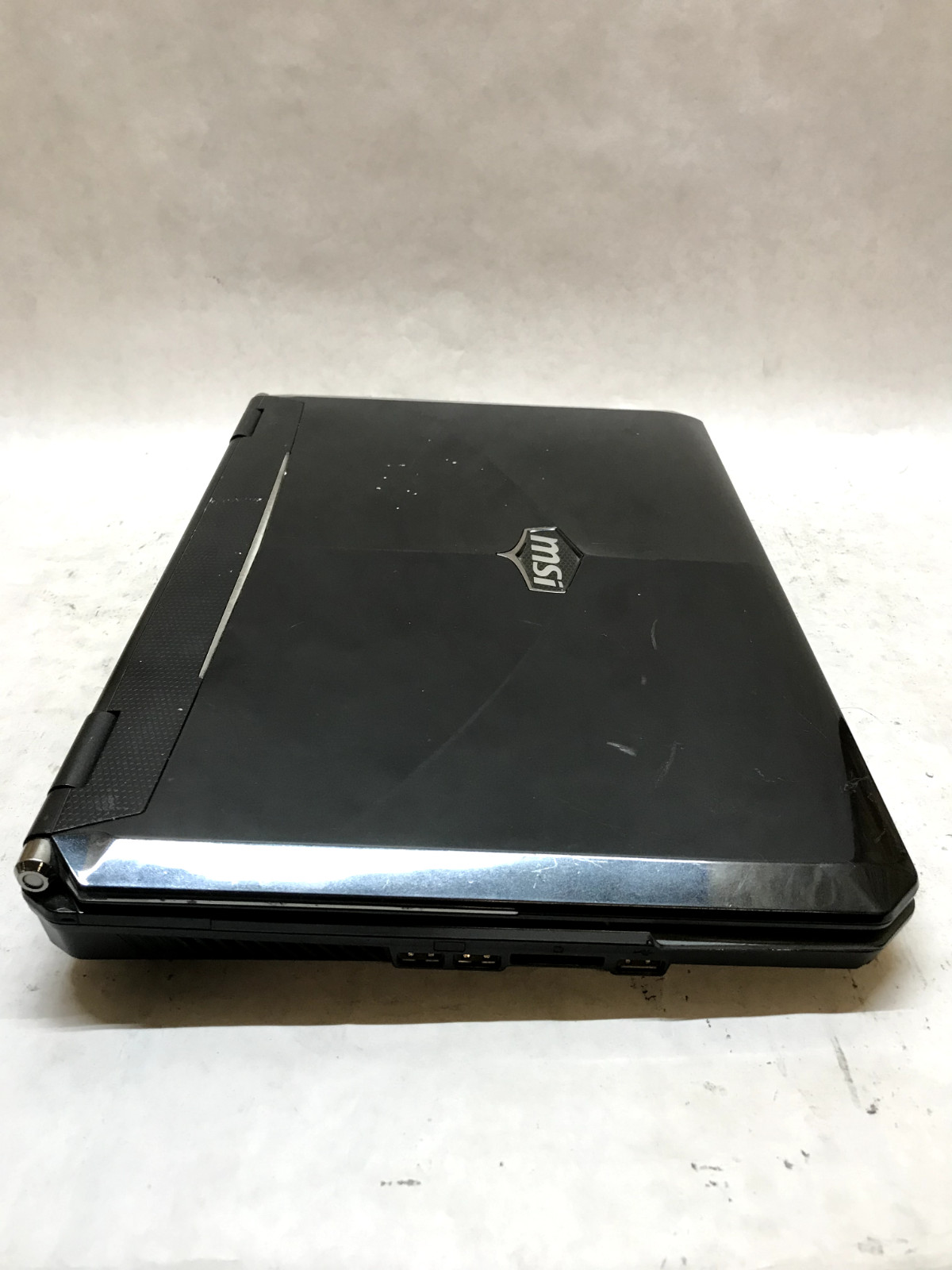MSI GT683DX(GT683DXR) Intel Core i7-2630QM 2.0GHz 4GB RAM GTX570M POWER DEAD -DW