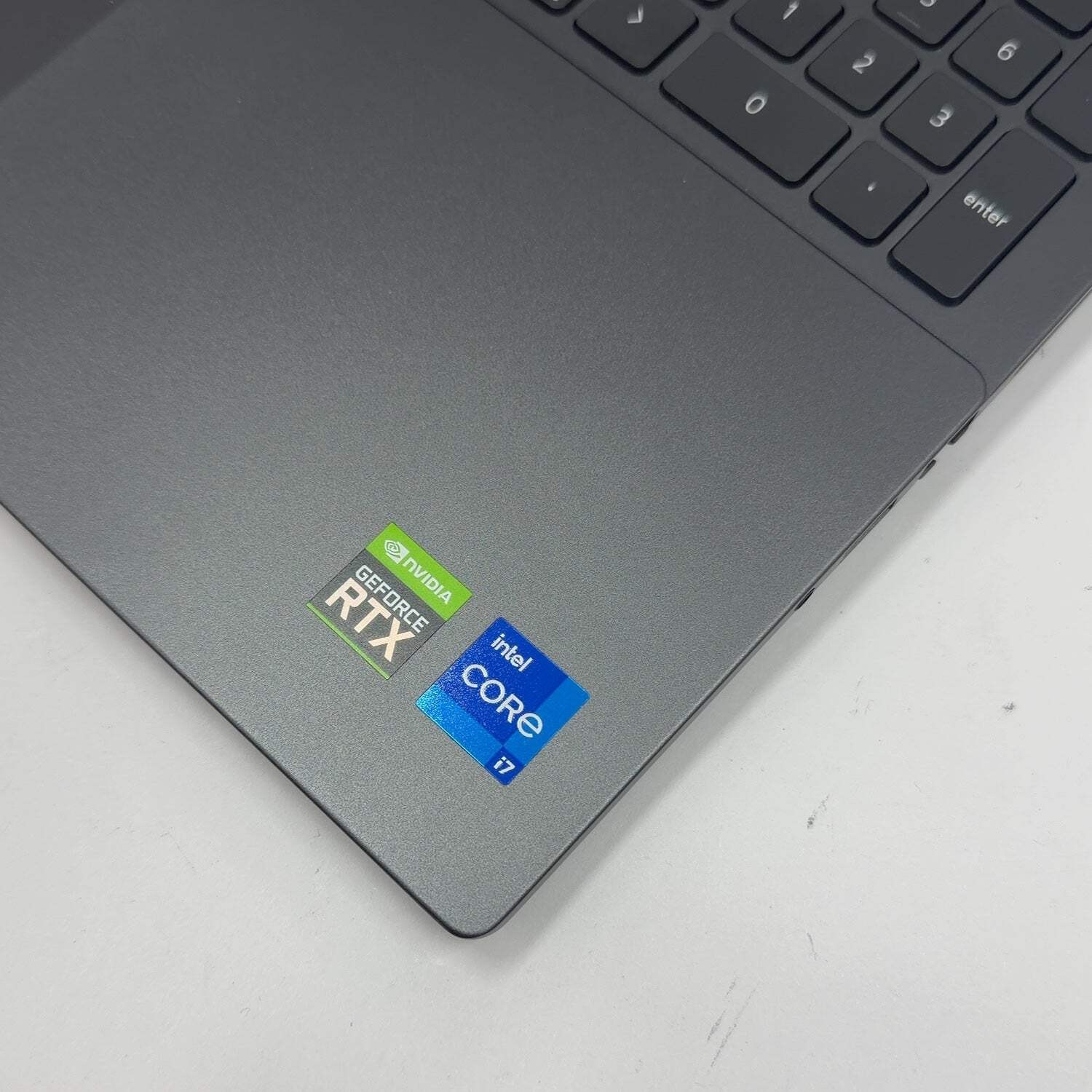 Broken Dell Vostro 16″ i7-12700HGeForce RTX 3050 Ti No OS No RAM No SSD READ