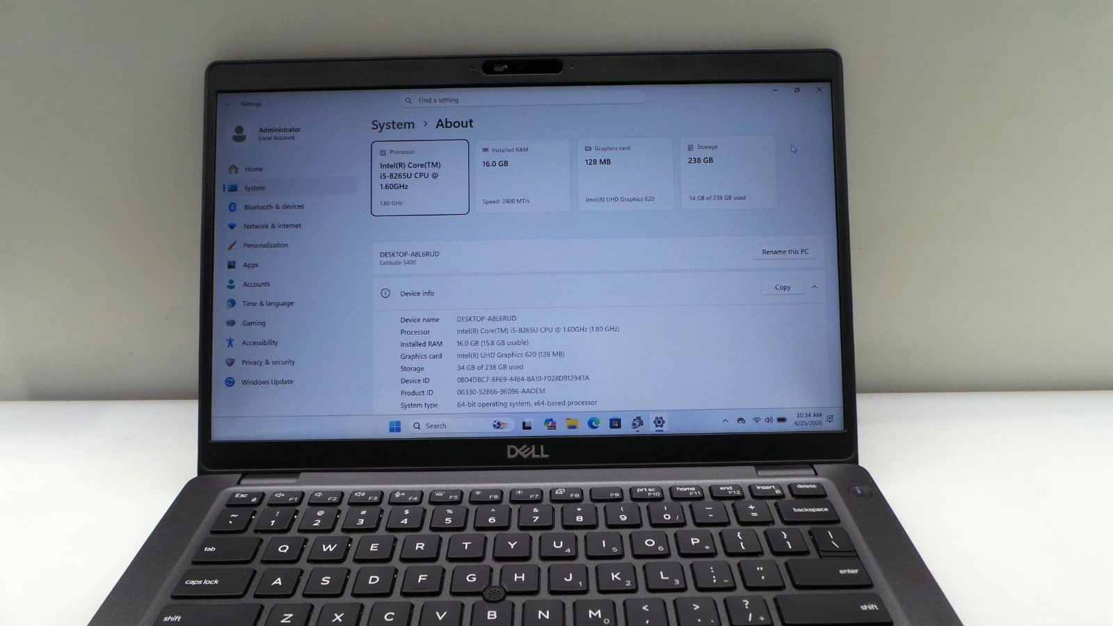 Dell Latitude 5400 | 14″ | i5-8265U 1.60GHz | 16GB RAM 256GB NVMe | WIN 11 PRO