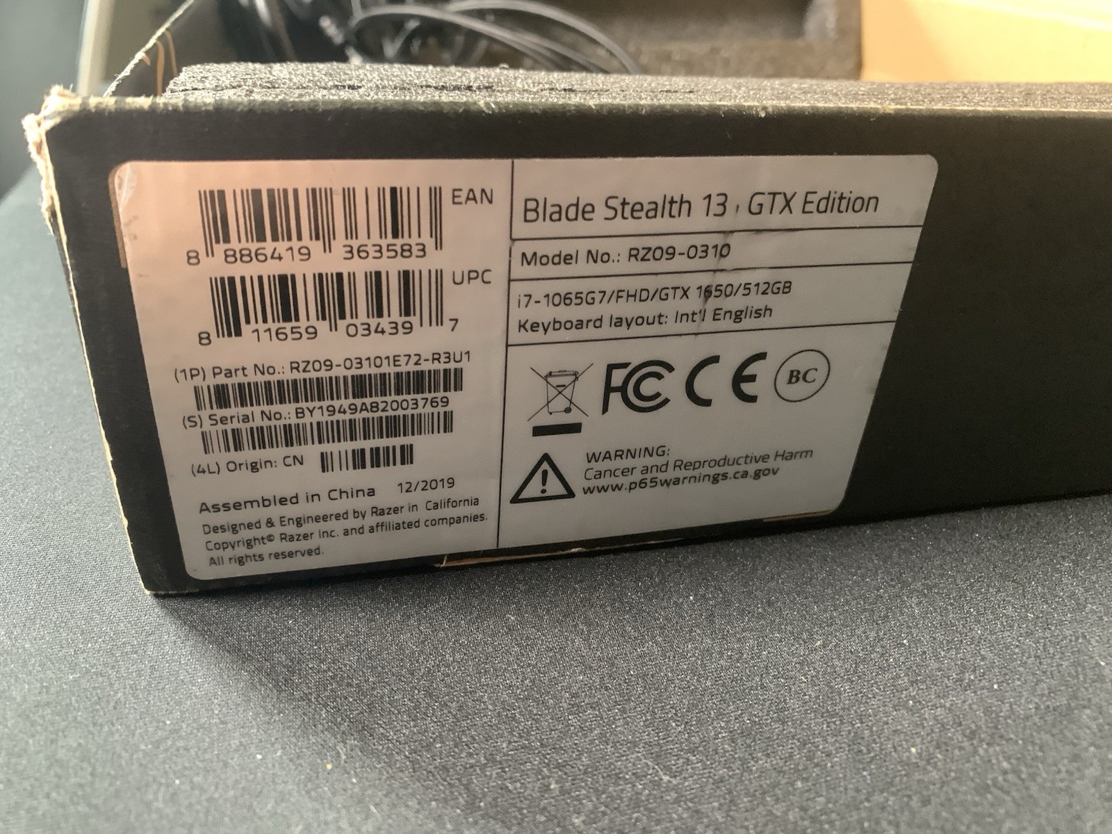 Razer Blade Stealth 13 Late 2019 (no screen, works as desktop, read desc)