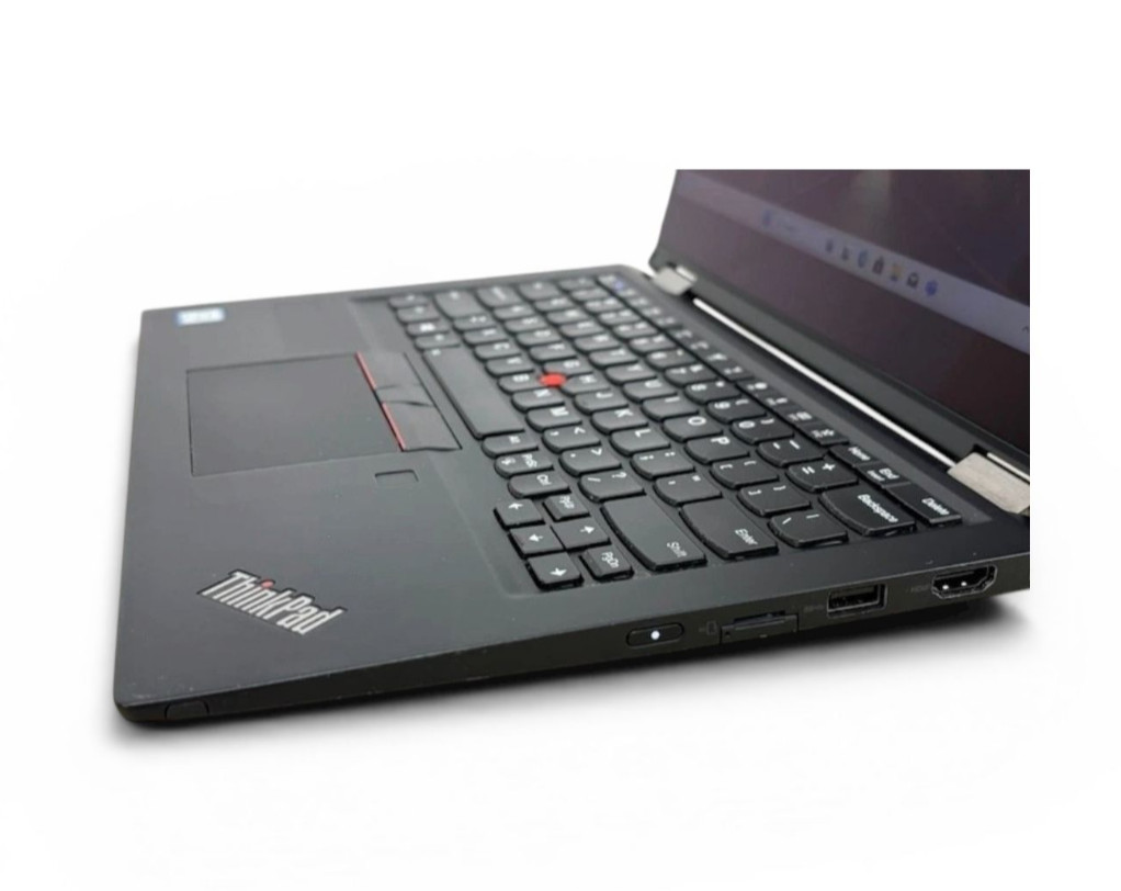 Lenovo ThinkPad X390 i5-8365U 13.3″ Touch 8GB 256GB NVMe Wifi BT Cam Win 11 Pro