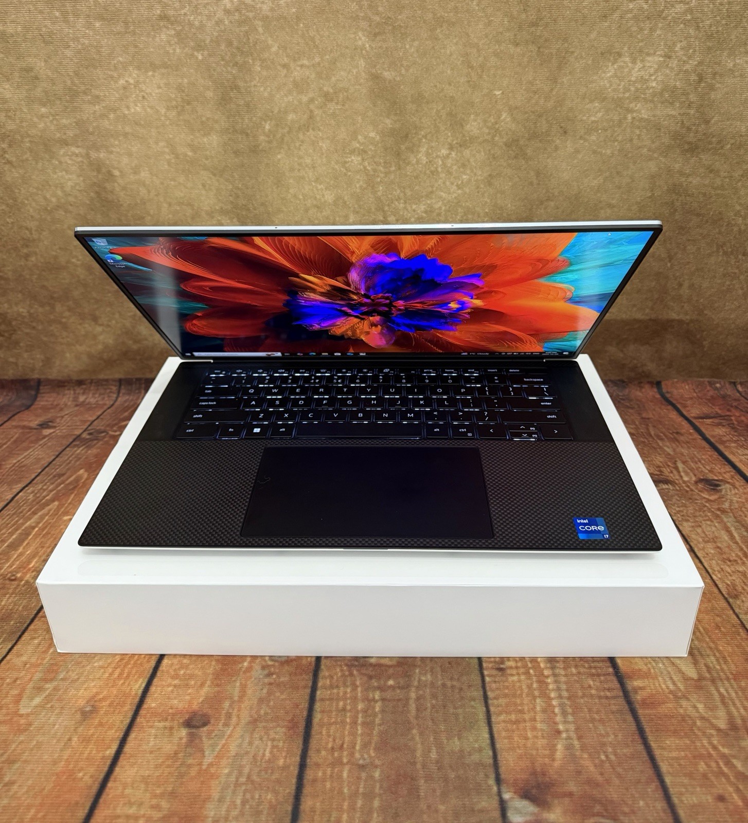 Dell XPS 9500 15” 4k Touch I7 10750H | 1 TB SSD 16 Gb Ram GTX1650 Ti Win 11 Pro