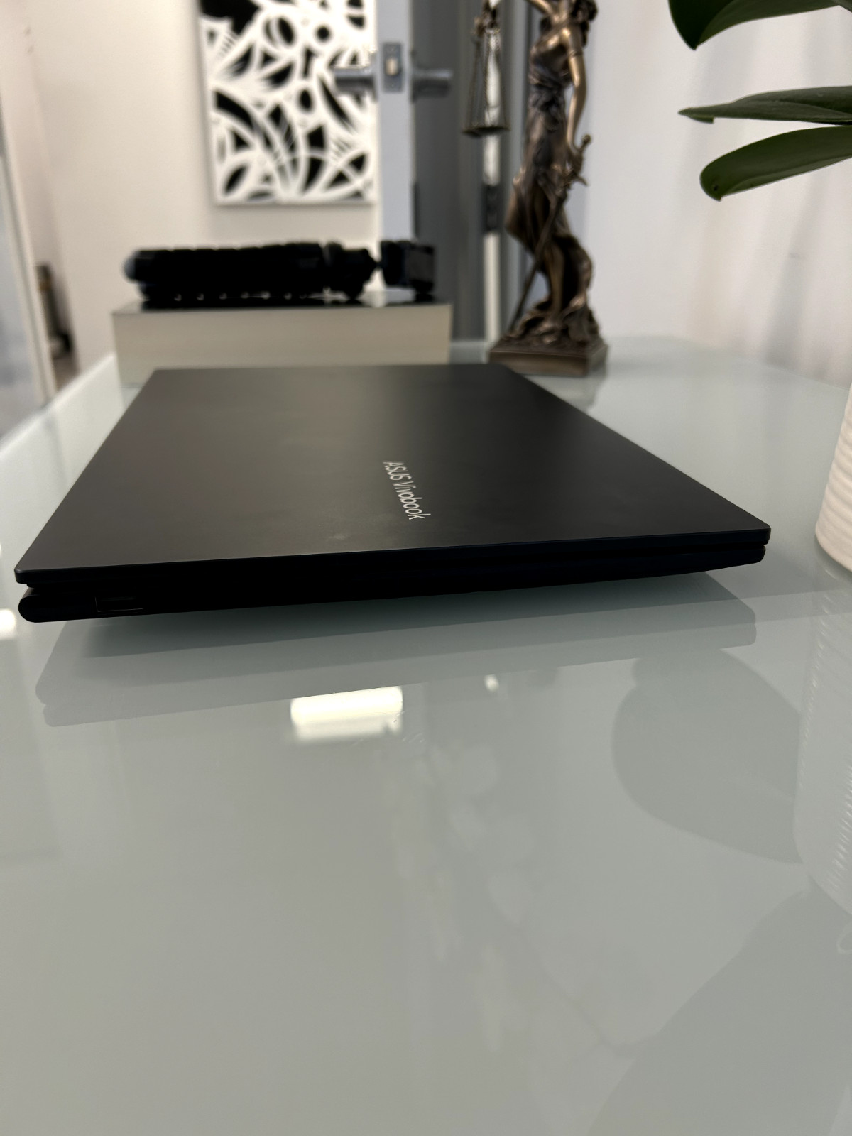 ASUS Vivobook 14in Laptop – Black