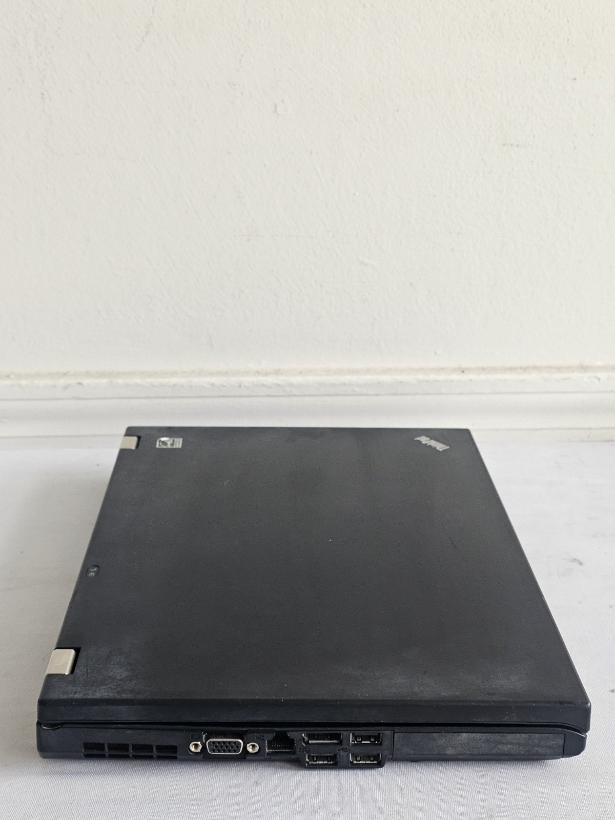 Lenovo ThinkPad T410 Laptop – i5-M520 – 4GB RAM – BAD BATT – Parts/Repair – READ