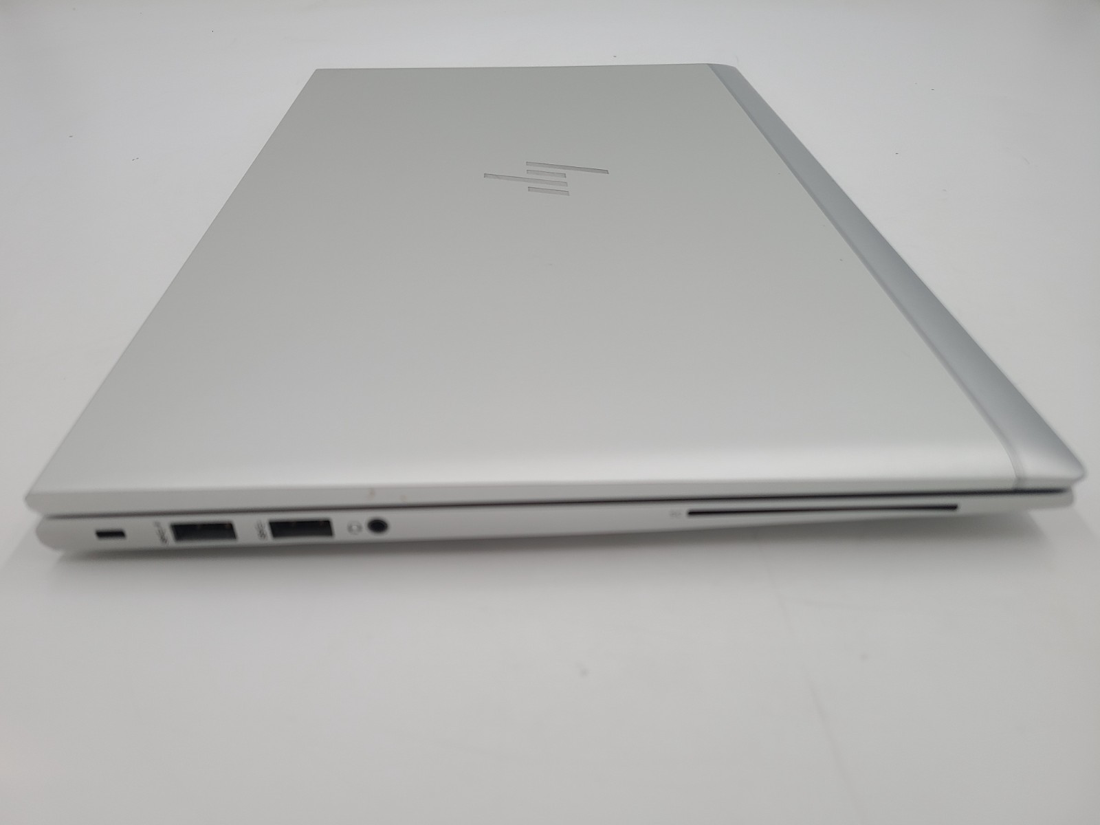 HP EliteBook 840 G8 i7-1165G7 2.80GHz 16GB Ram 512GB SSD Win 11 Pro
