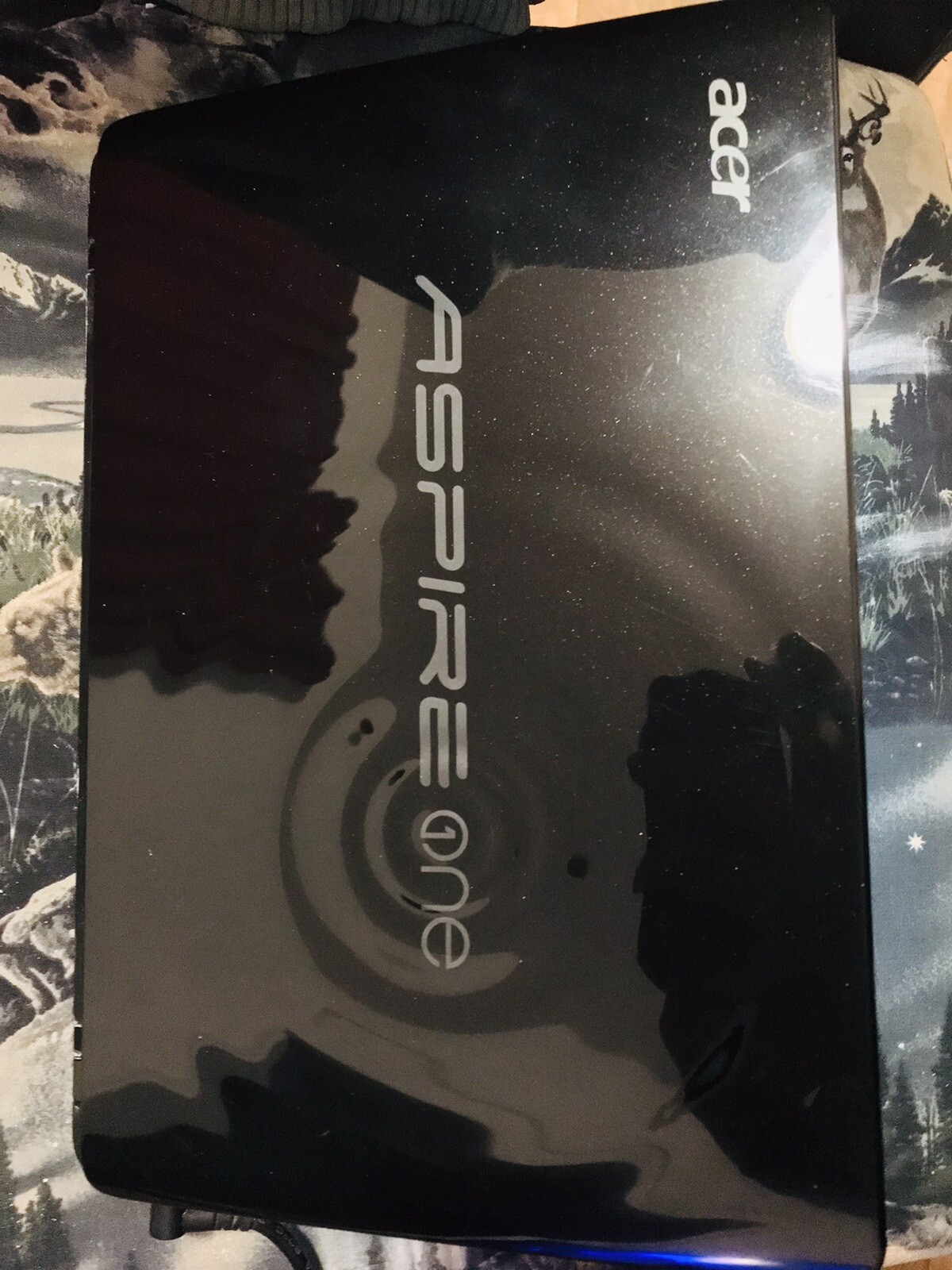 acer-aspire one 722. 8GB RAM. AMD C-60 Processor. NO SSD Or HDD
