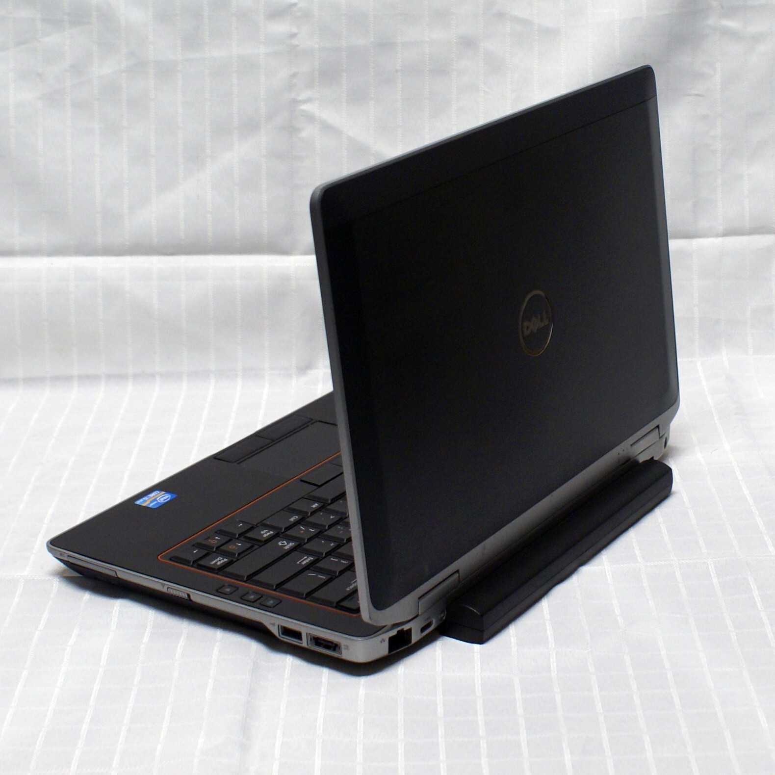 Dell Latitude E6320 Intel i5 2520M 2.5Ghz 4GB 250GB Window 10 Home W Ac Adapter