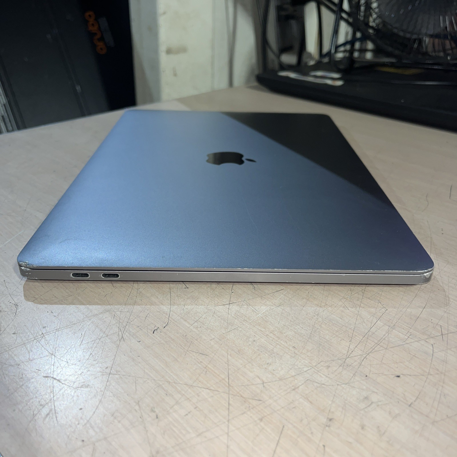 APPLE MACBOOK PRO 13″ 2020 2TB CORE I5-8257U 1.4GHZ 8GB RAM 256SSD