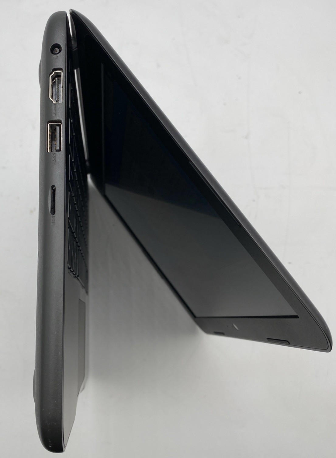 Dell Inspiron 11 3180 AMD A6-9220e @ 1.6GHz 4GB RAM 32GB eMMC W10LTSC