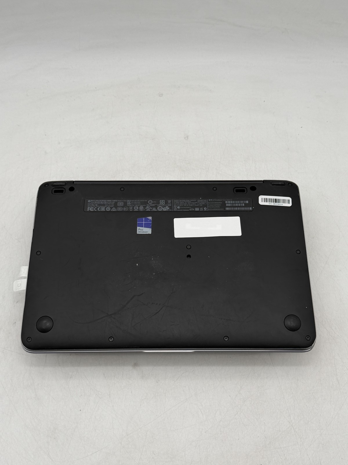 HP EliteBook Folio 1020 G1 M-5Y71 12.5in 8GB 256GB – NO OS – {READ}