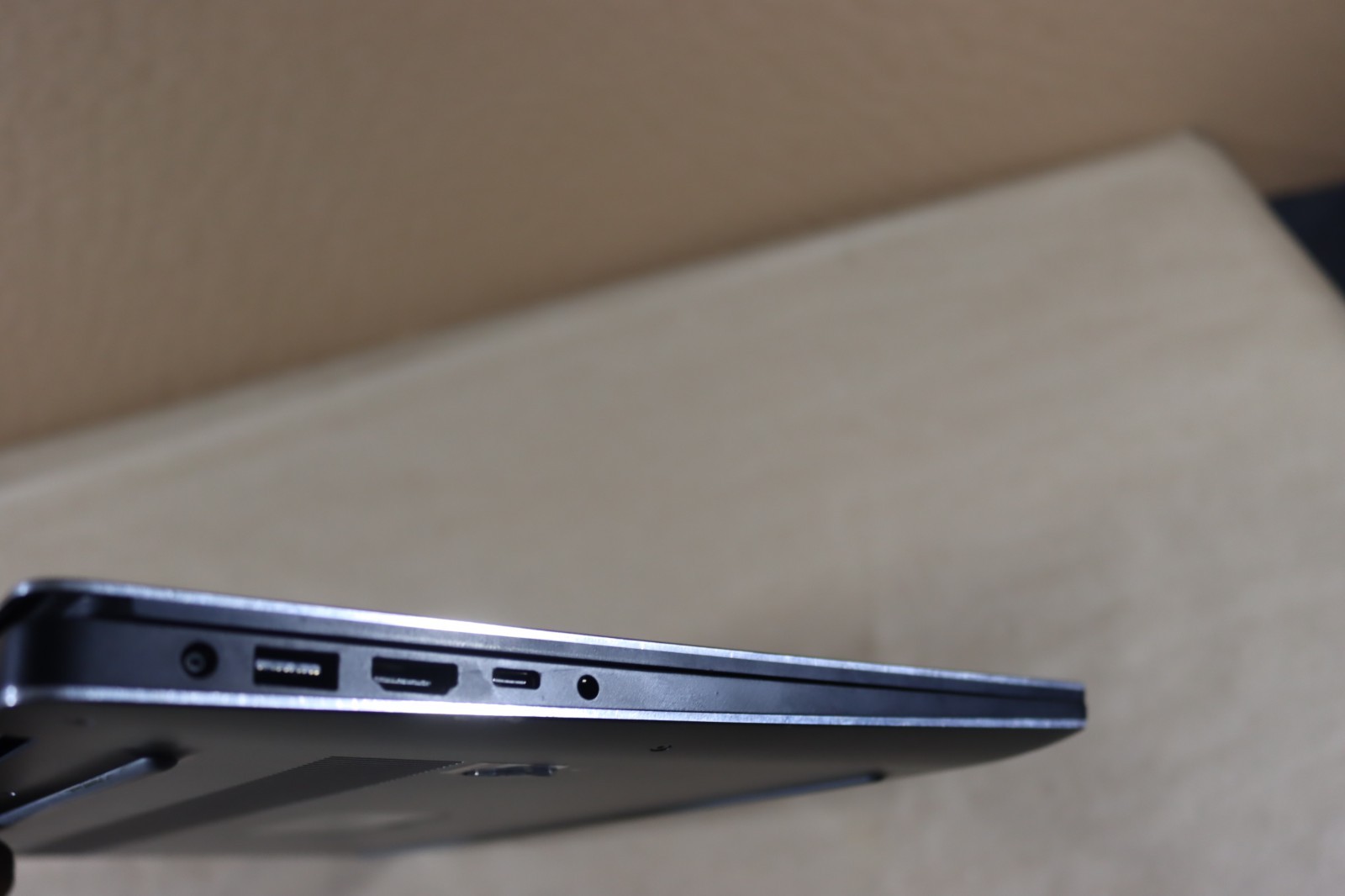 Dell Precision 5540 i7-9850H 512GB SSD 16GB RAM Nvidia Quadro T1000