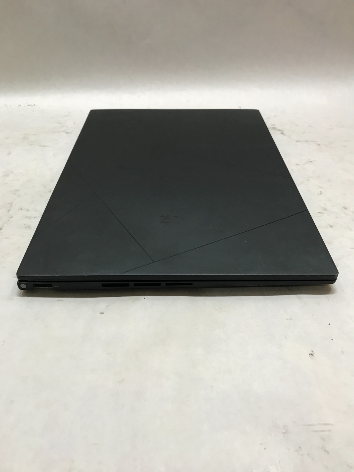 Asus ZenBook 14X OLED 14″ Intel Core i7 EVO 8GB RAM NO SSD/OS For Parts READ -DW