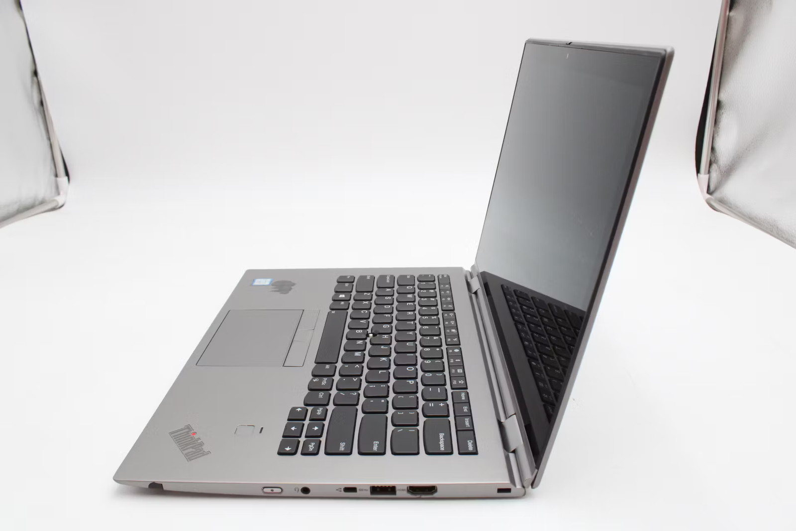Lenovo ThinkPad X1 Yoga 3rd gen 13.9″ i7-8550U, 256GB NVMe, 8GB RAM