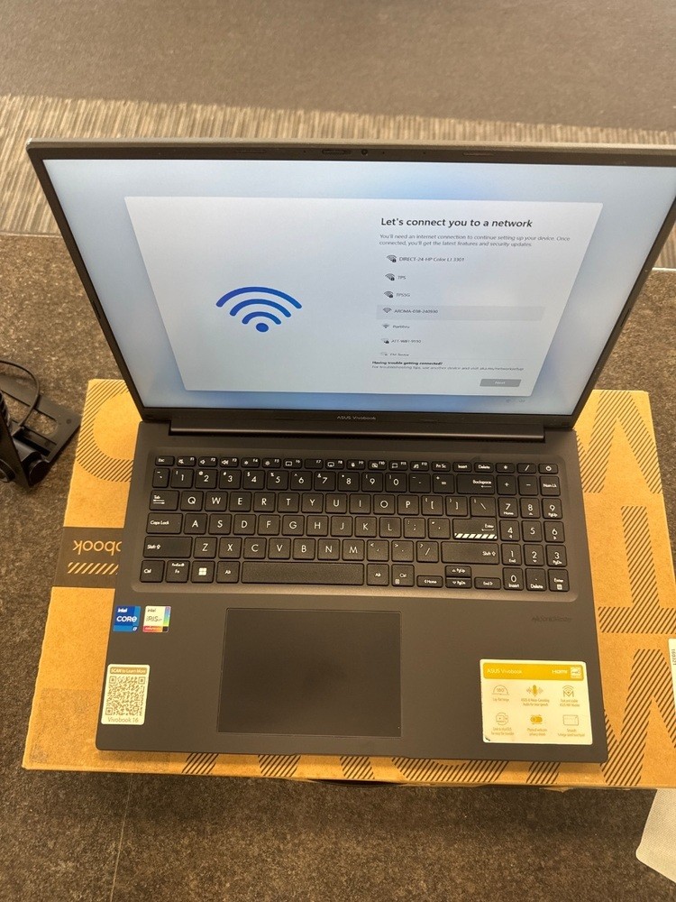 Asus Vivobook f1605z WIN 11 INTEL I7 13TH GEN @1.70GHz 16GB RAM 512GB SSD 160321