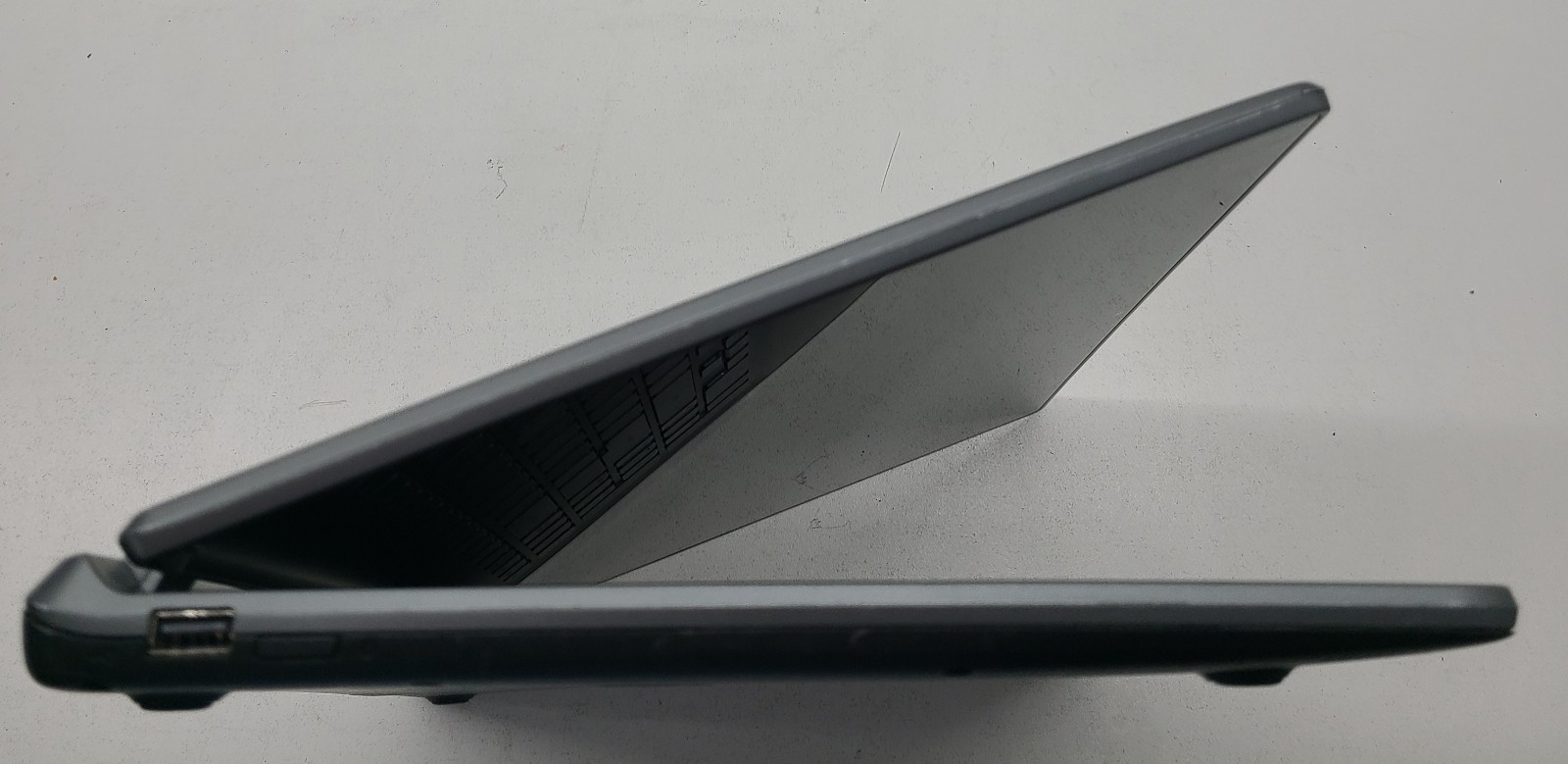 Acer Aspire V5-552P 15.6″ Laptop AMD A10-5757M 4GB RAM NO HD/OS (FL)