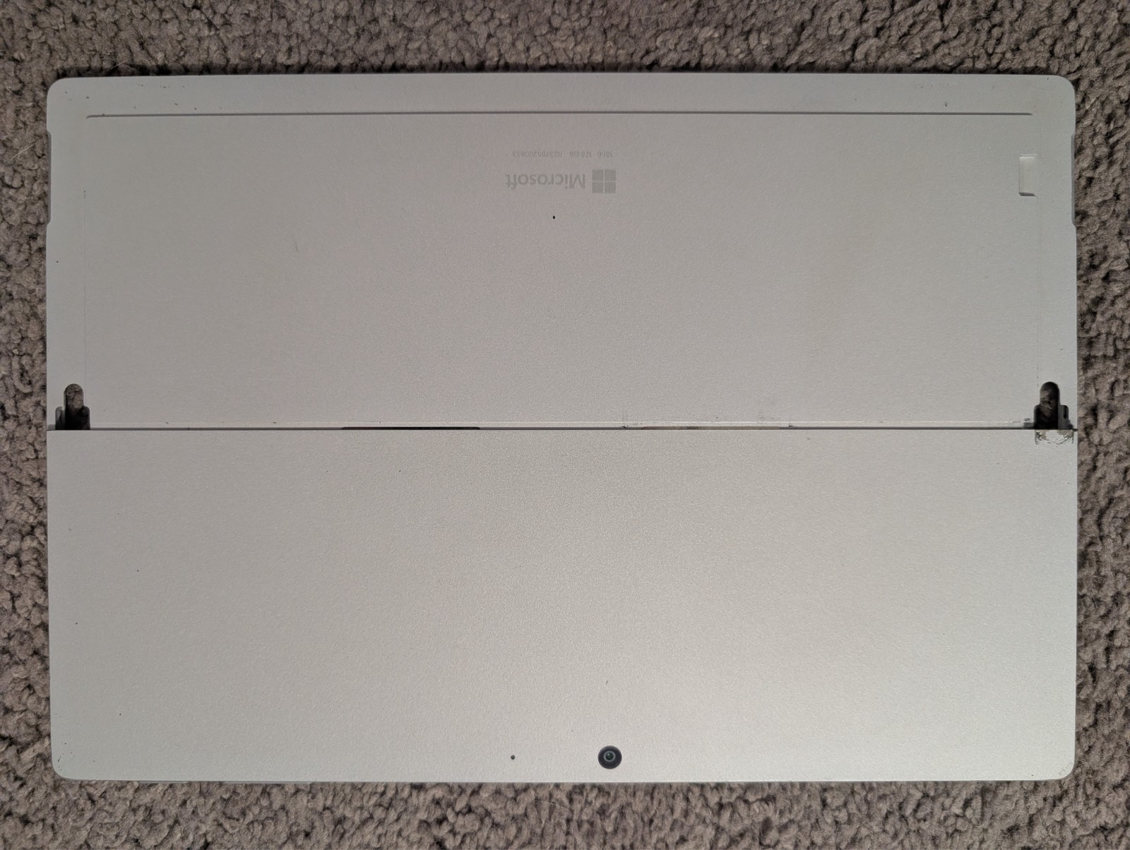 Microsoft Surface Pro 7 1866 i5-1135G4, 8GB RAM, 128GB SSD – PARTS-READ!