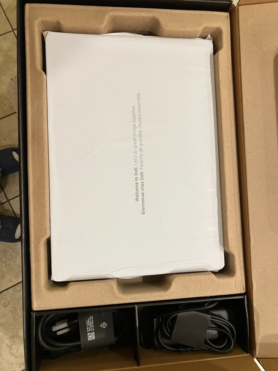 Dell Pro Max 16 MC16250 Ultra 9 285H 16GB /512GB MINT