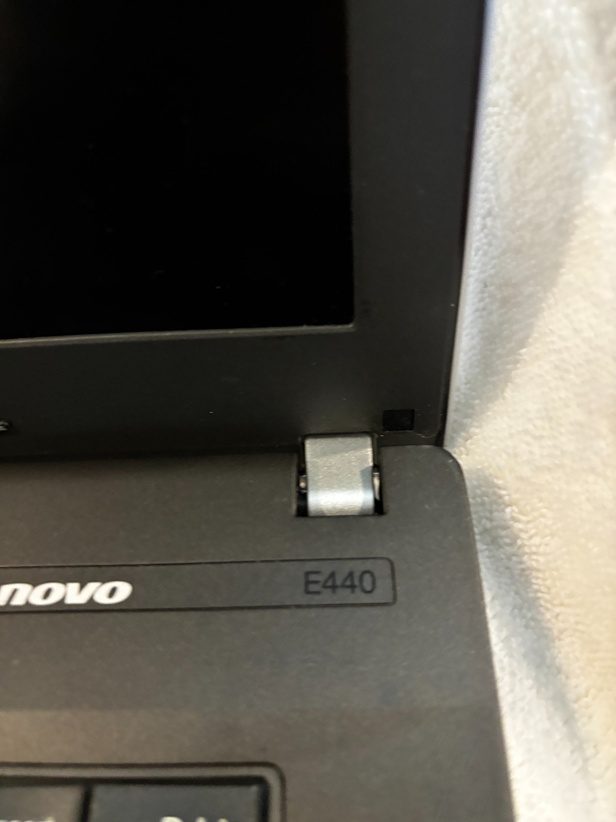 Lenovo ThinkPad E440 Lot: 1 Working (i3), 1 For Parts (i7) + 2 OEM Charger