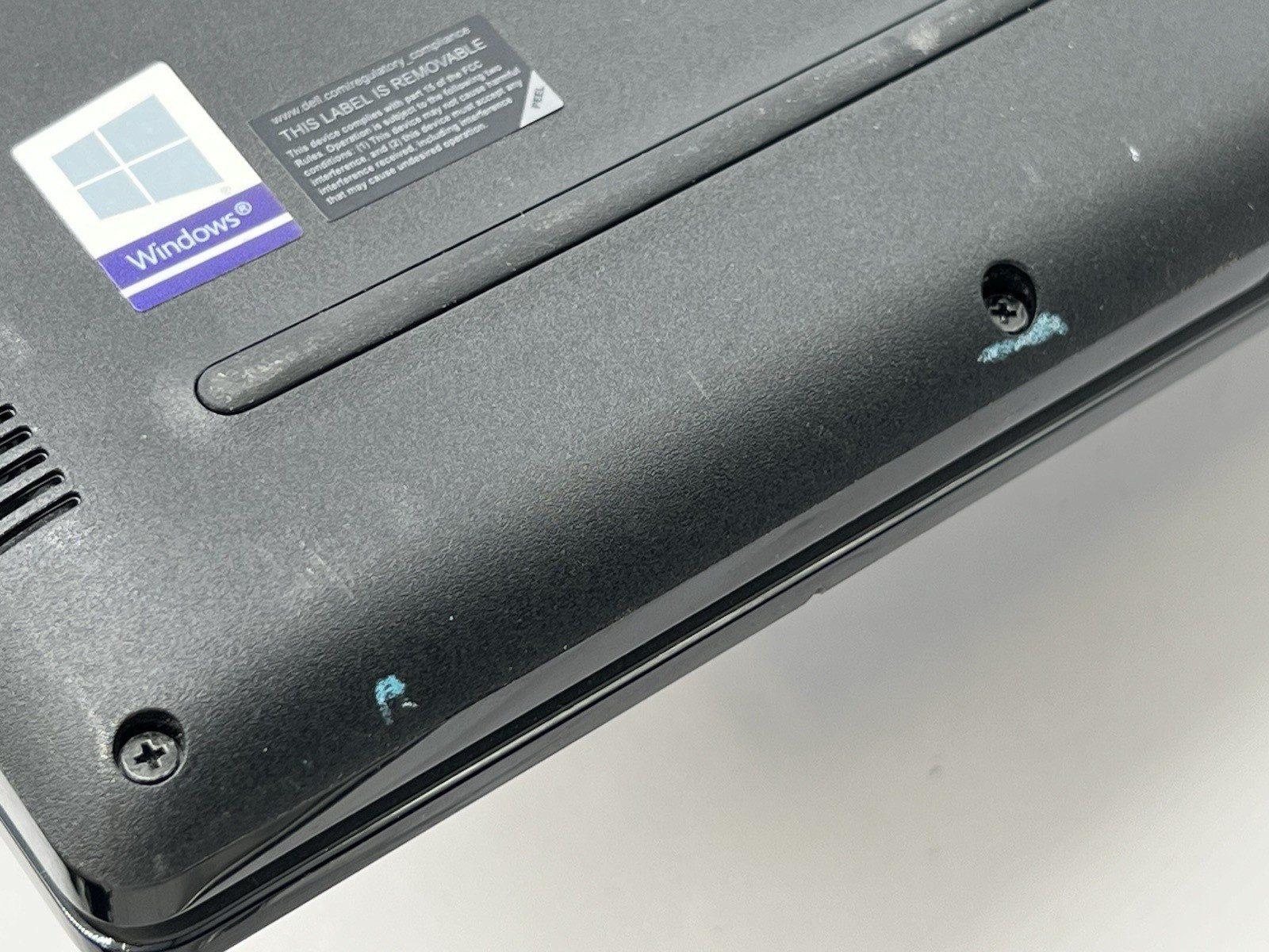 Dell Latitude 3400, i5-8265U CPU, @ 1.60GHz, 8GB RAM-No HDD/OS/Charger
