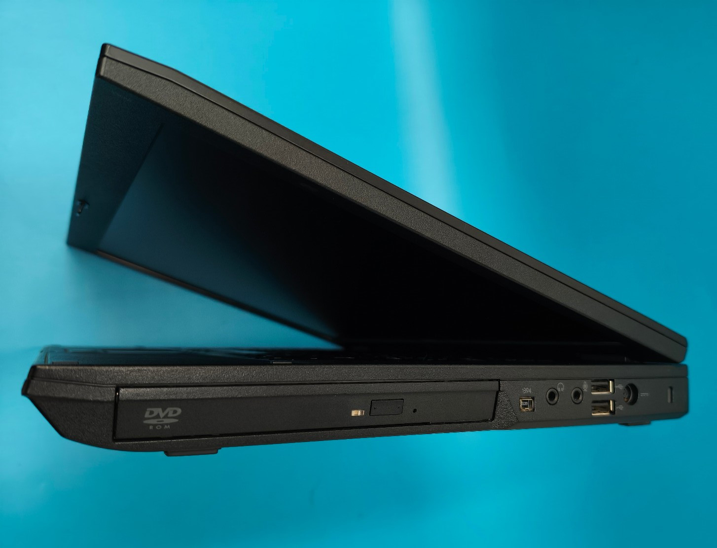 Dell Latitude E5500 15″ 128GB SSD Core 2 Duo P8800 2.66Ghz 4GB BAD BATTERY #5