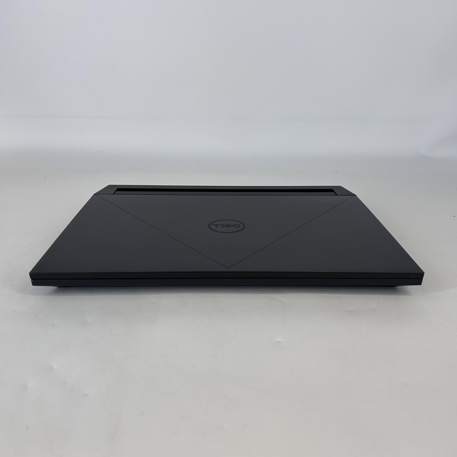 Dell G15 5535 15.6 165Hz FHD 3.8GHz Ryzen 7 7840HS 16GB 512GB RTX 4060 Very Good