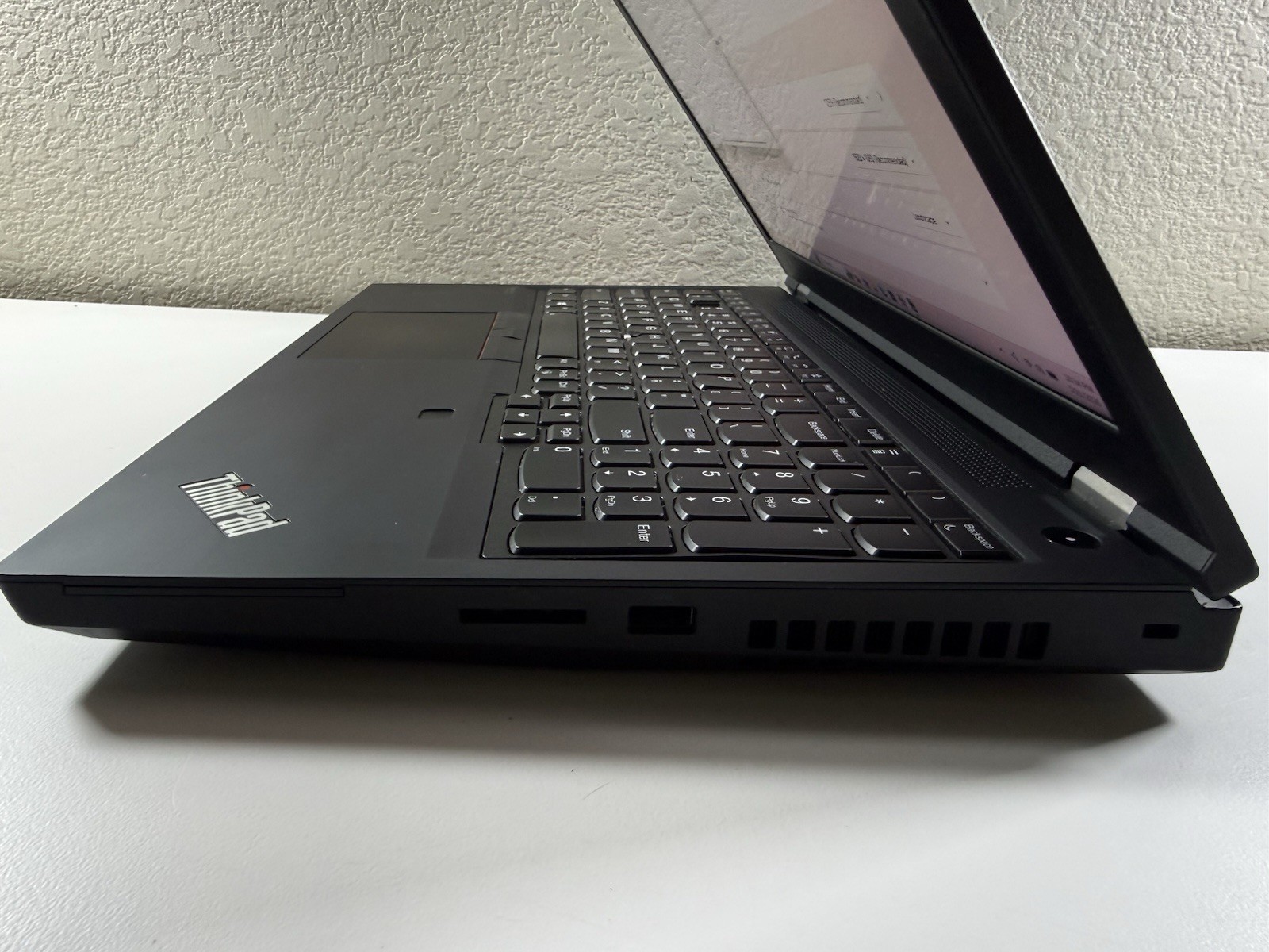 LENOVO THINKPAD P15 GEN 1 | CORE I7-10850H 256GB 16GB RAM WIN 11 NVIDIA T2000