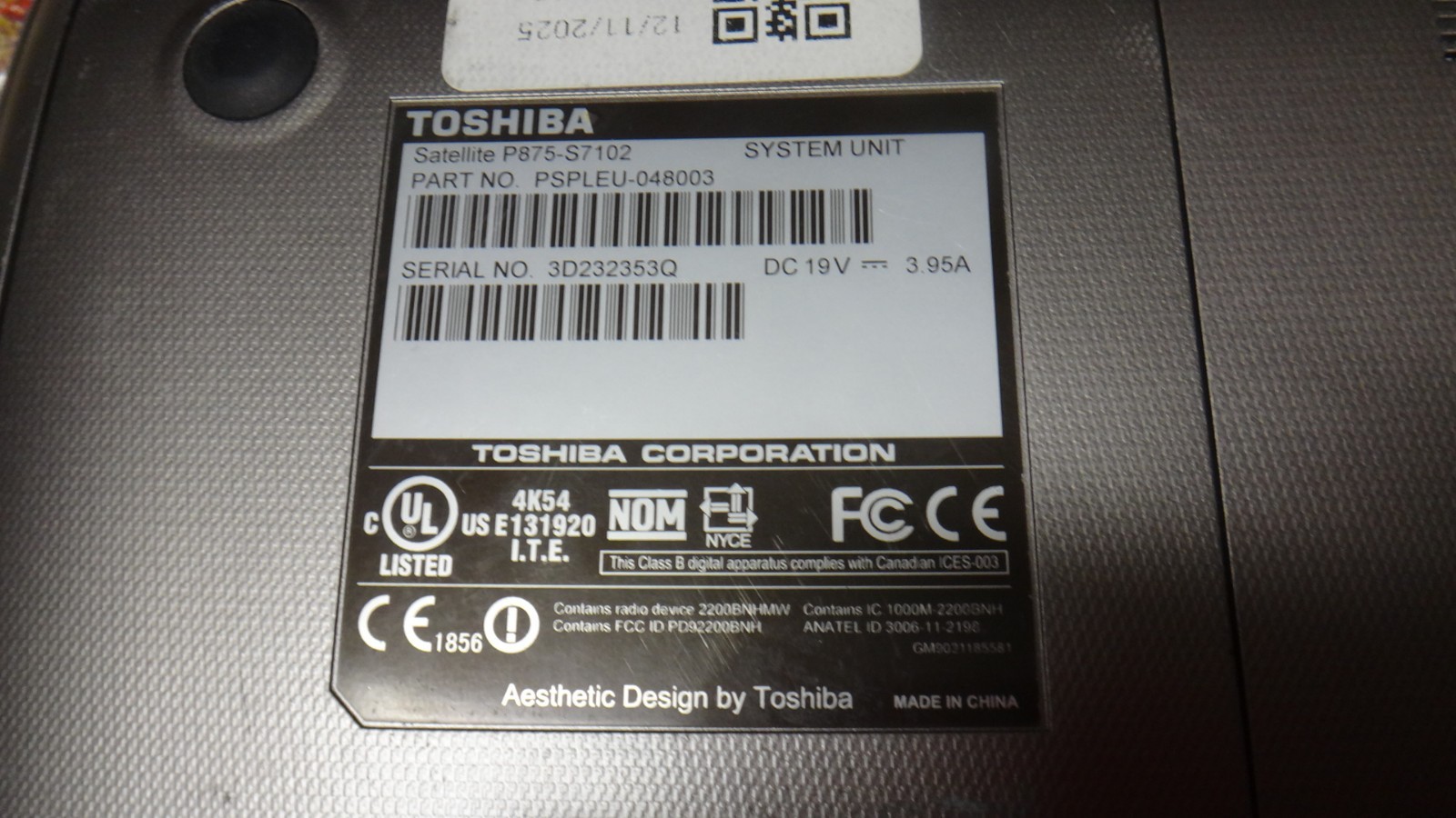 (450)Toshiba satellite P875-S7102, 17.3″, 16GB, 1TB, windows10, good laptop