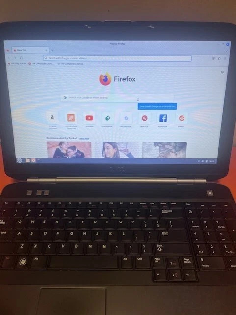 Dell Laptop Linux Mint Cinnamon 8GB Ram,Fast 128GB SSD, New Battery