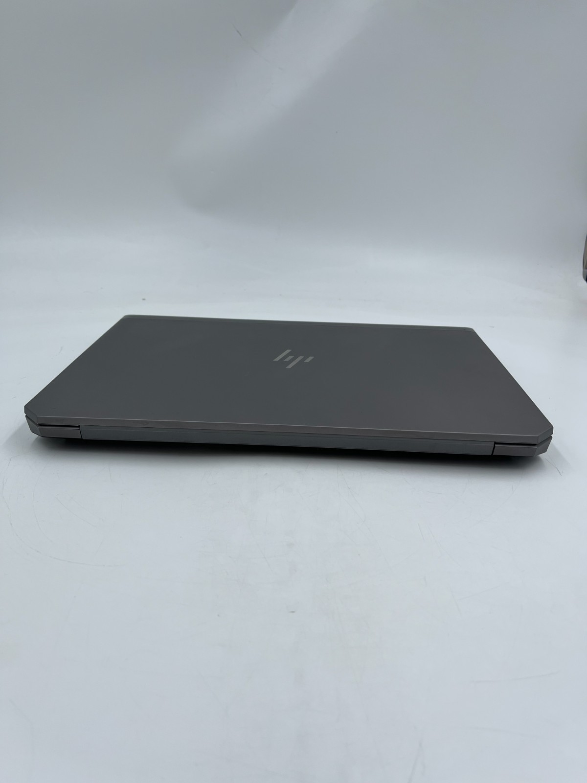 HP zBook 15 G5 i7-8750H 2.20GHz 16GB Ram 512GB SSD Win 11 Pro P1000