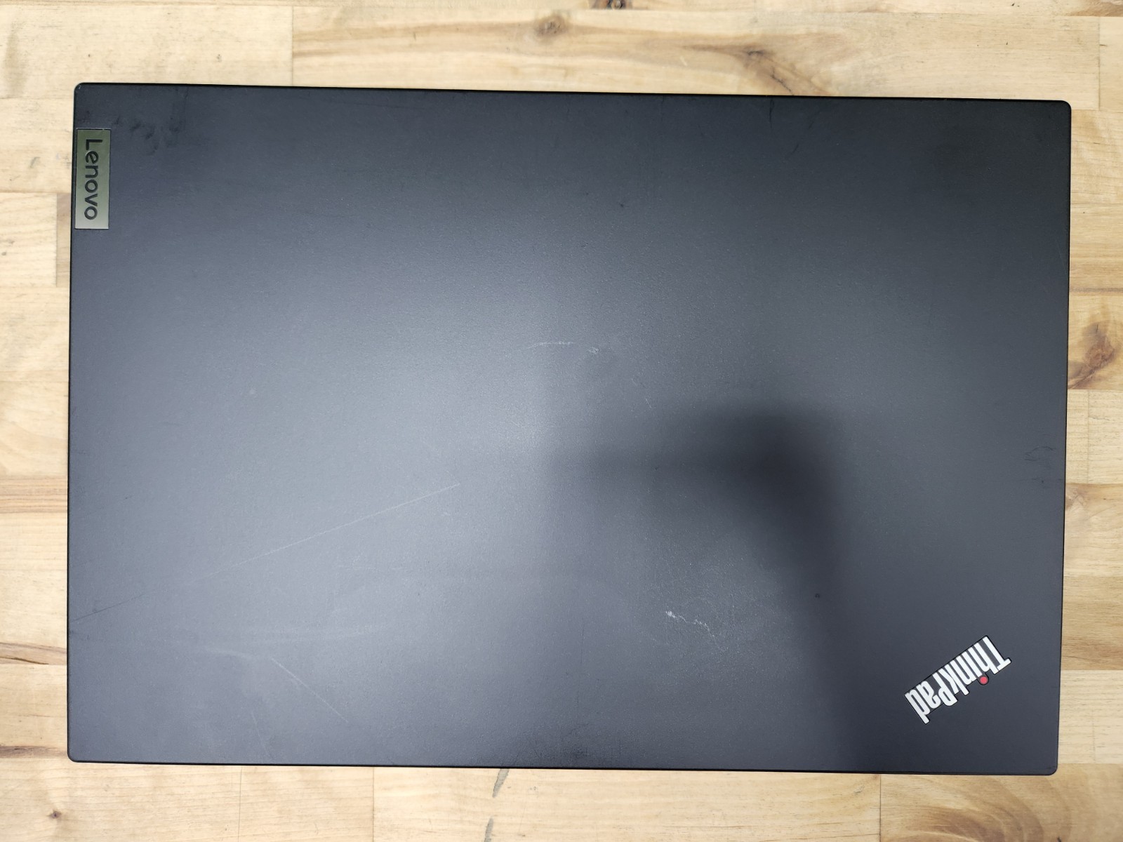 Lenovo ThinkPad P15v Gen 2 15.6″ FHD i7-11800H 16GB Nvi. T600 Windows 11 Pro ~