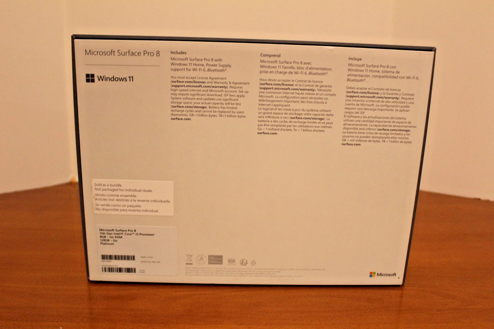 Microsoft Surface Pro 8 (1983) 13″ 128GB, Intel i5 11th, 8GB w/ Keyboard & Mouse