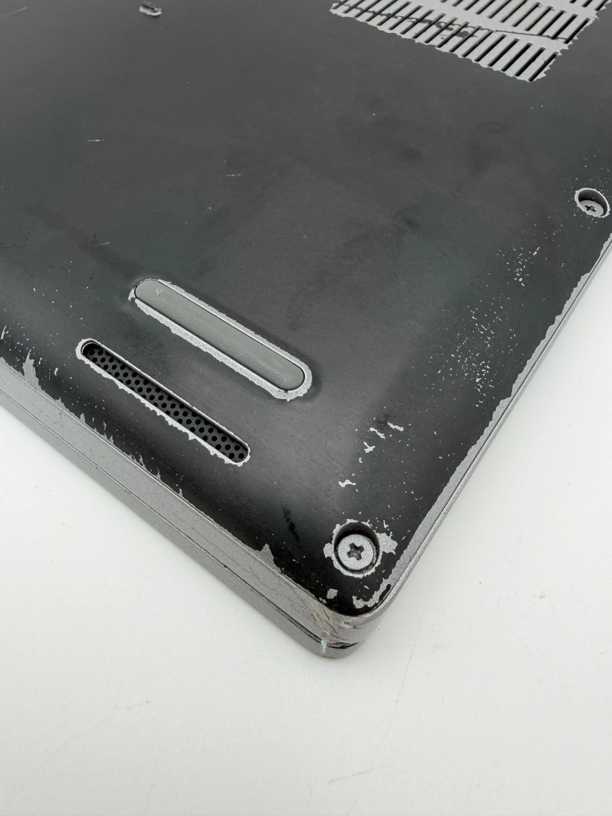 Dell Latitude 5420 14″ HD i7-1165G7 No ram/ssd/charger Fair condition
