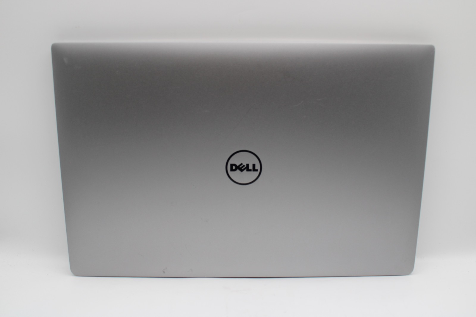 Dell Precision 5510 i7-6820HQ @ 2.7 GHz 16GB RAM 256GB SSD NVIDIA M1000M No OS