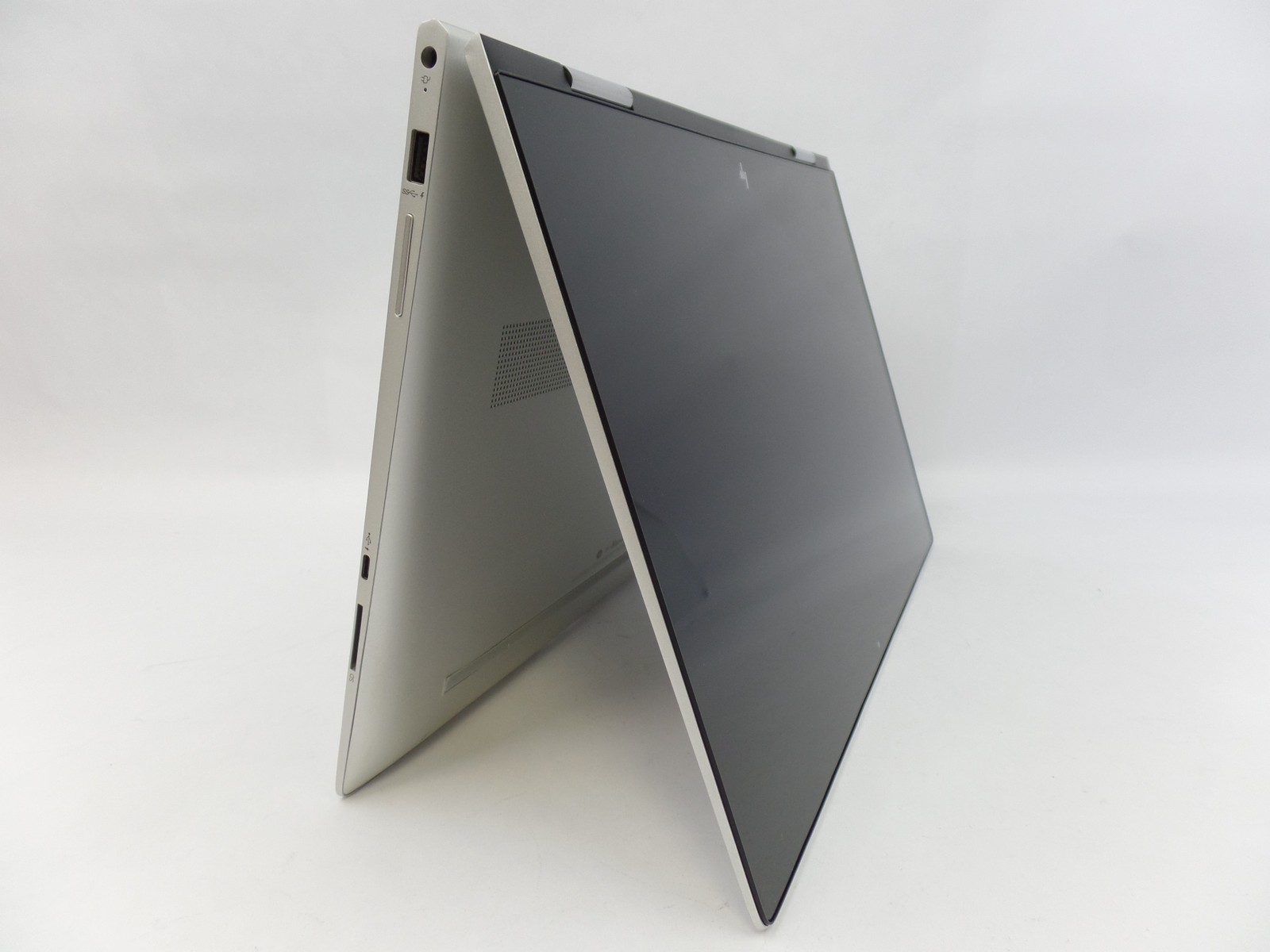 HP ENVY x360 15m-bp111dx 15.6″ FHD Touch i5-8250U 1.6GHz 12GB 1TB HDD W11H