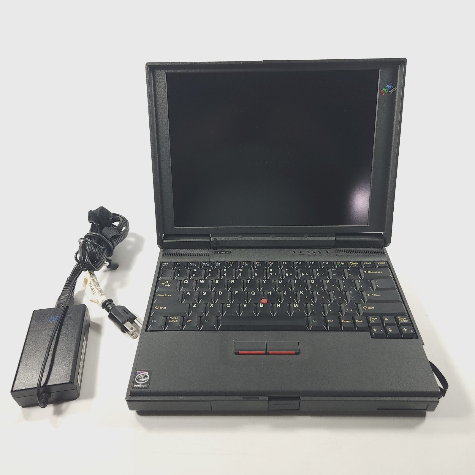 IBM Thinkpad 310ED Laptop Intel Pentium 32MB 2GB HD Windows 98 FE First Edition