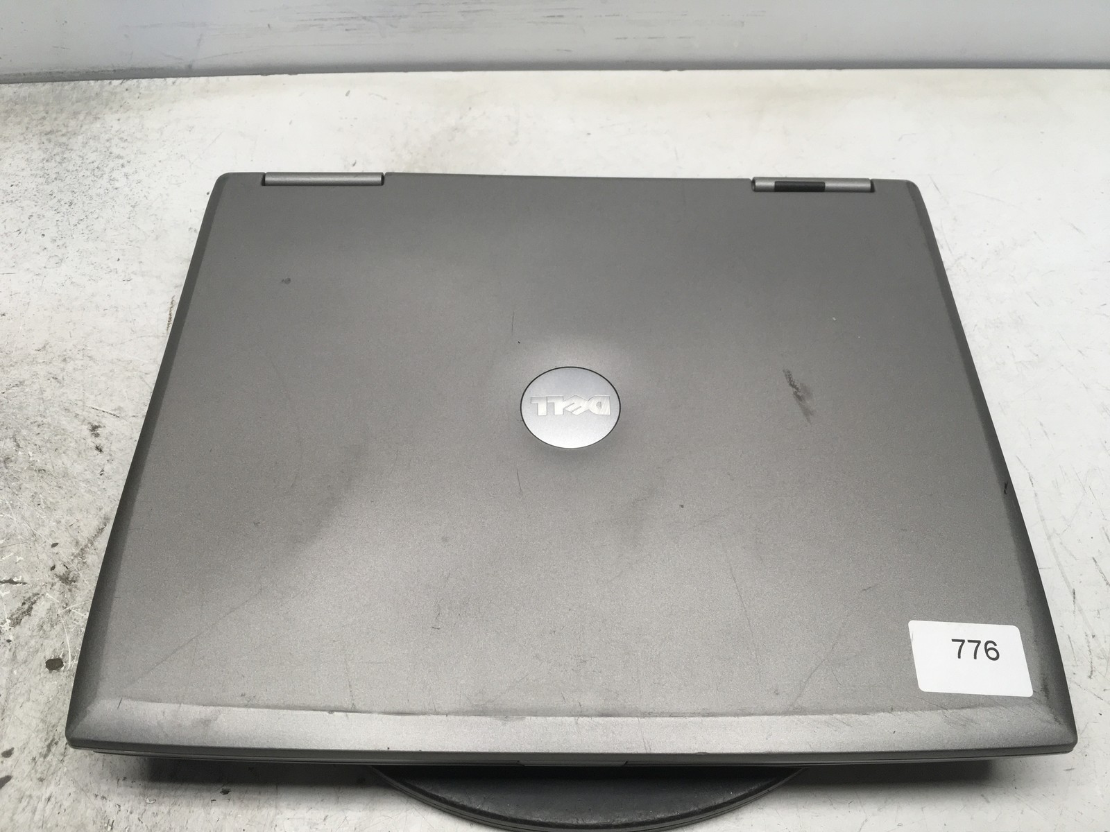 Dell Latitude D505 Intel Pentium M 1.5GHz 256 MB NO HDD No Batt