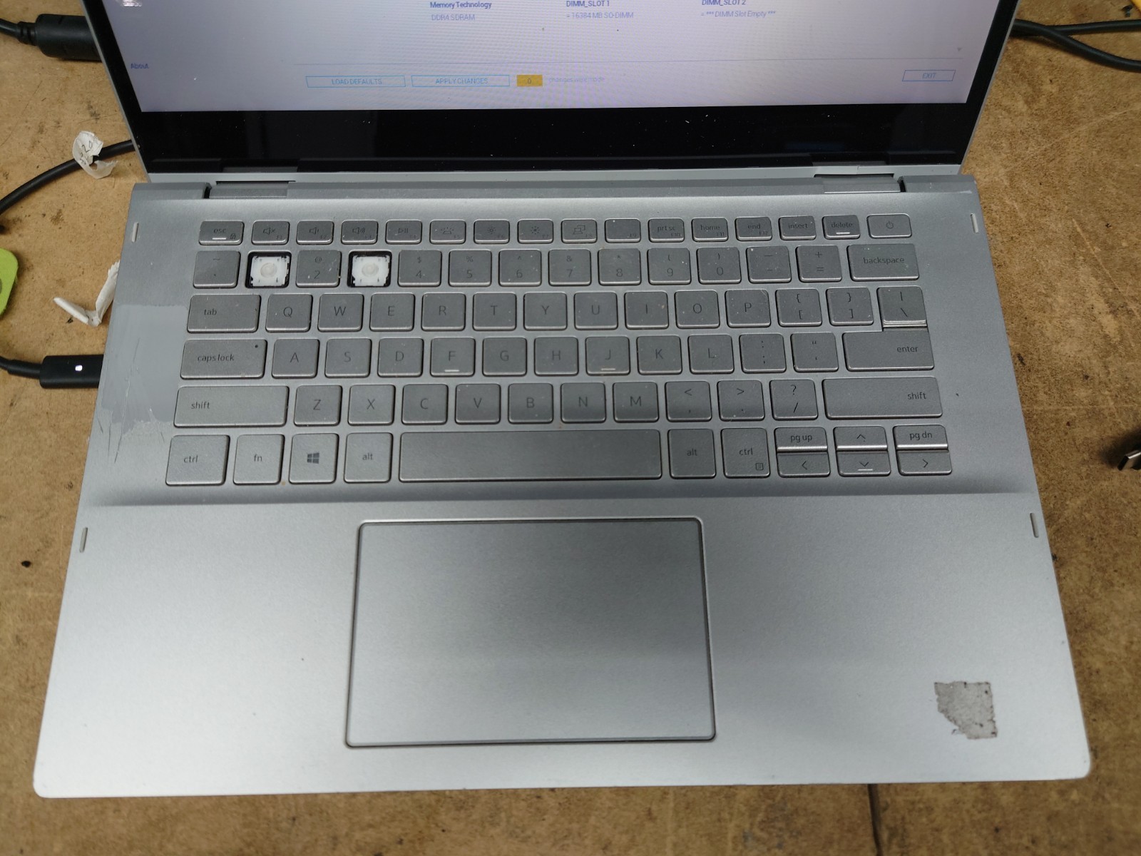 Dell Inspiron 5406 2-n-1 14″ i3-1115G4 16GB RAM No OS/SSD *READ*
