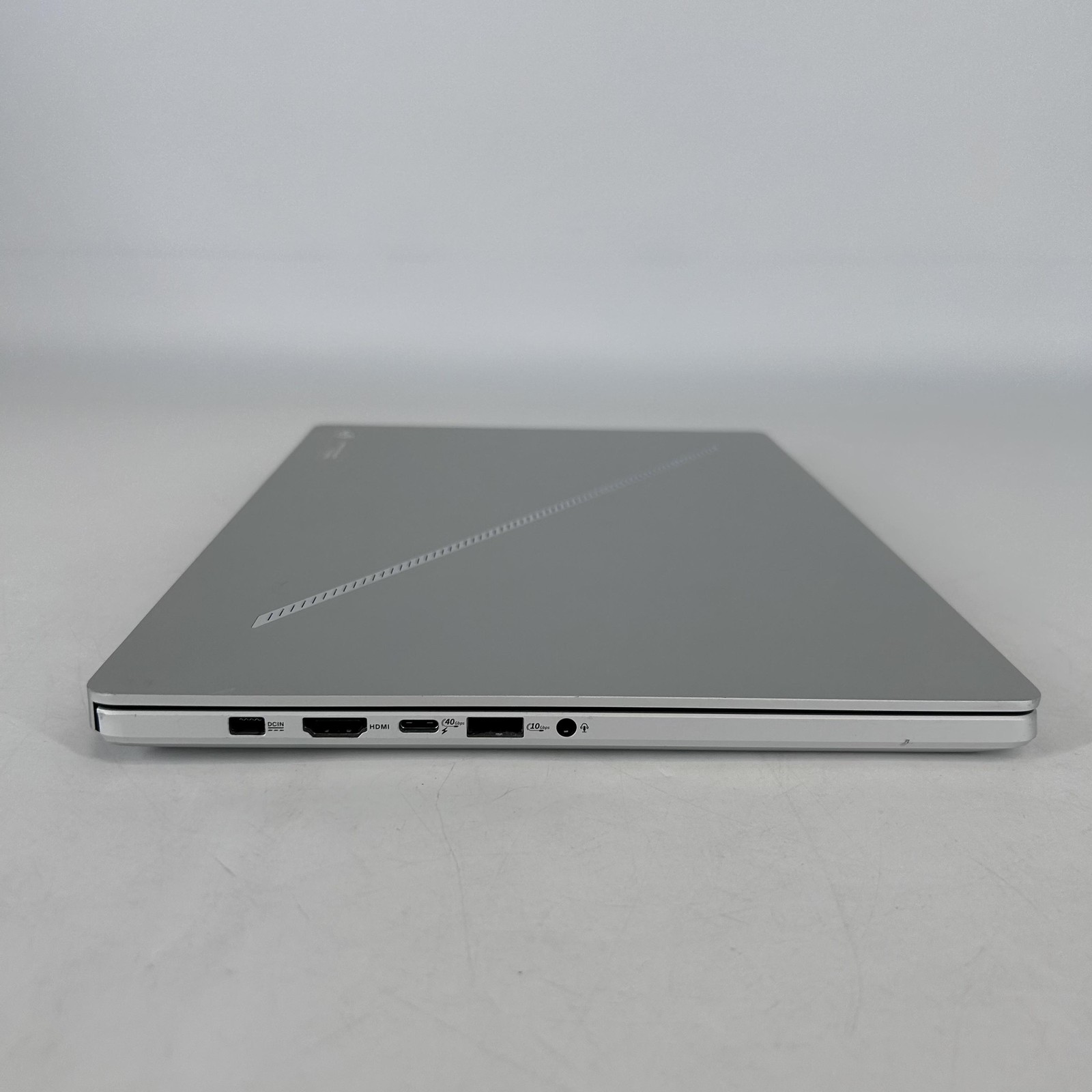 Asus ROG Zephyrus G14 GA403 120Hz QHD+ 4.0 GHz Ryzen 9 8945HS 16GB 1TB RTX 4060